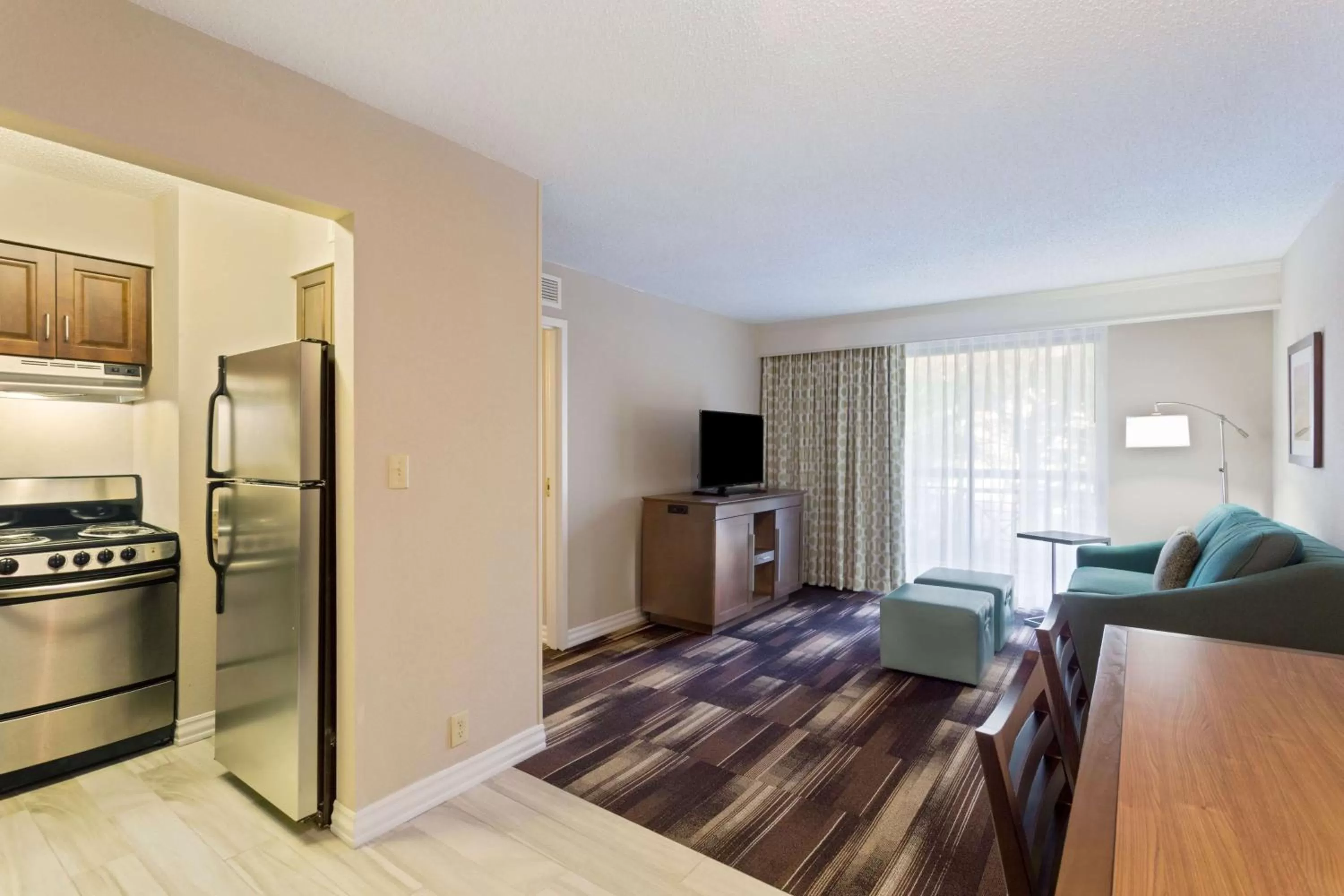Living room, Bed in Hampton Inn & Suites Atlanta/Duluth/Gwinnett