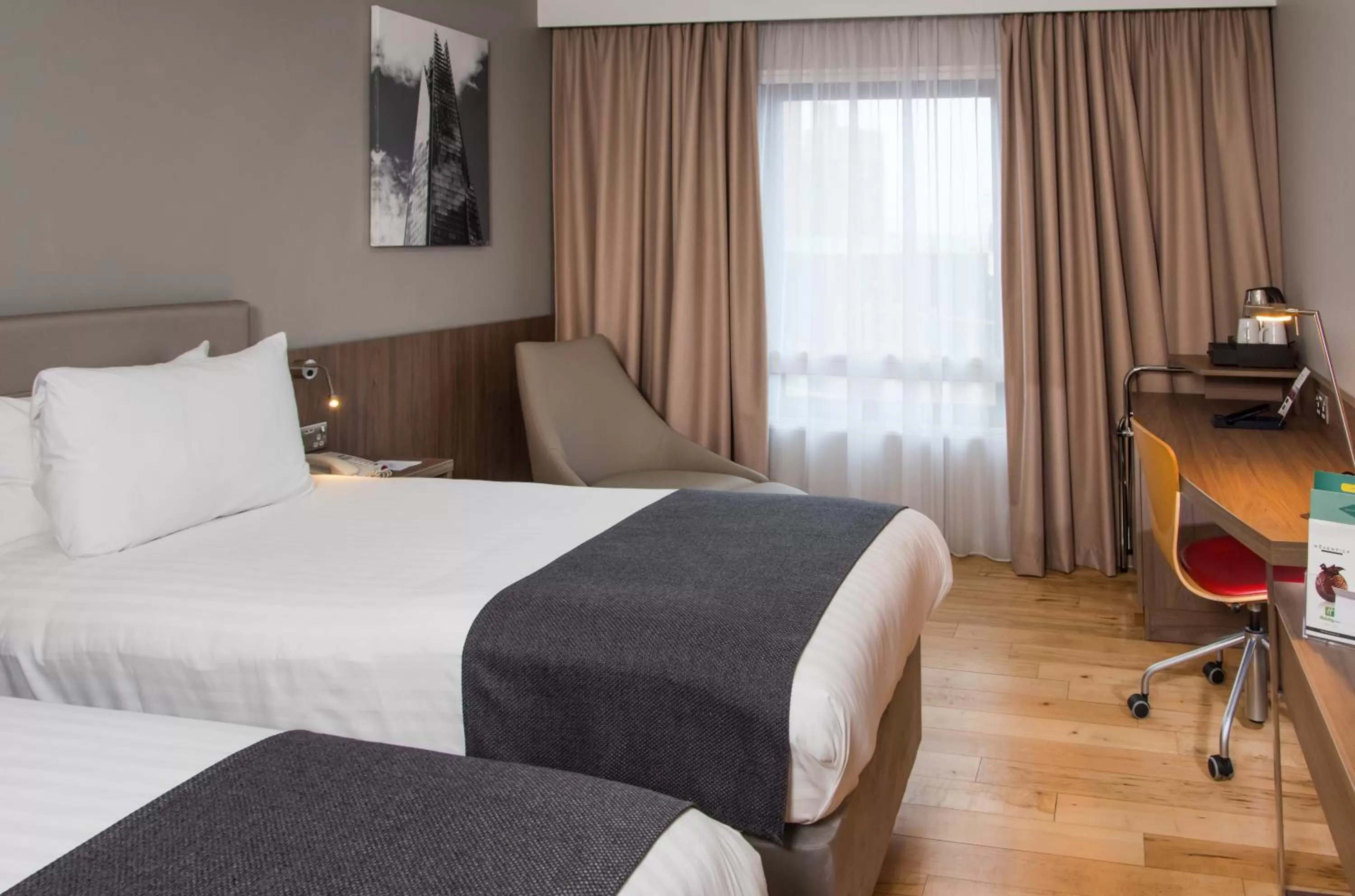Bed in Holiday Inn London West by IHG