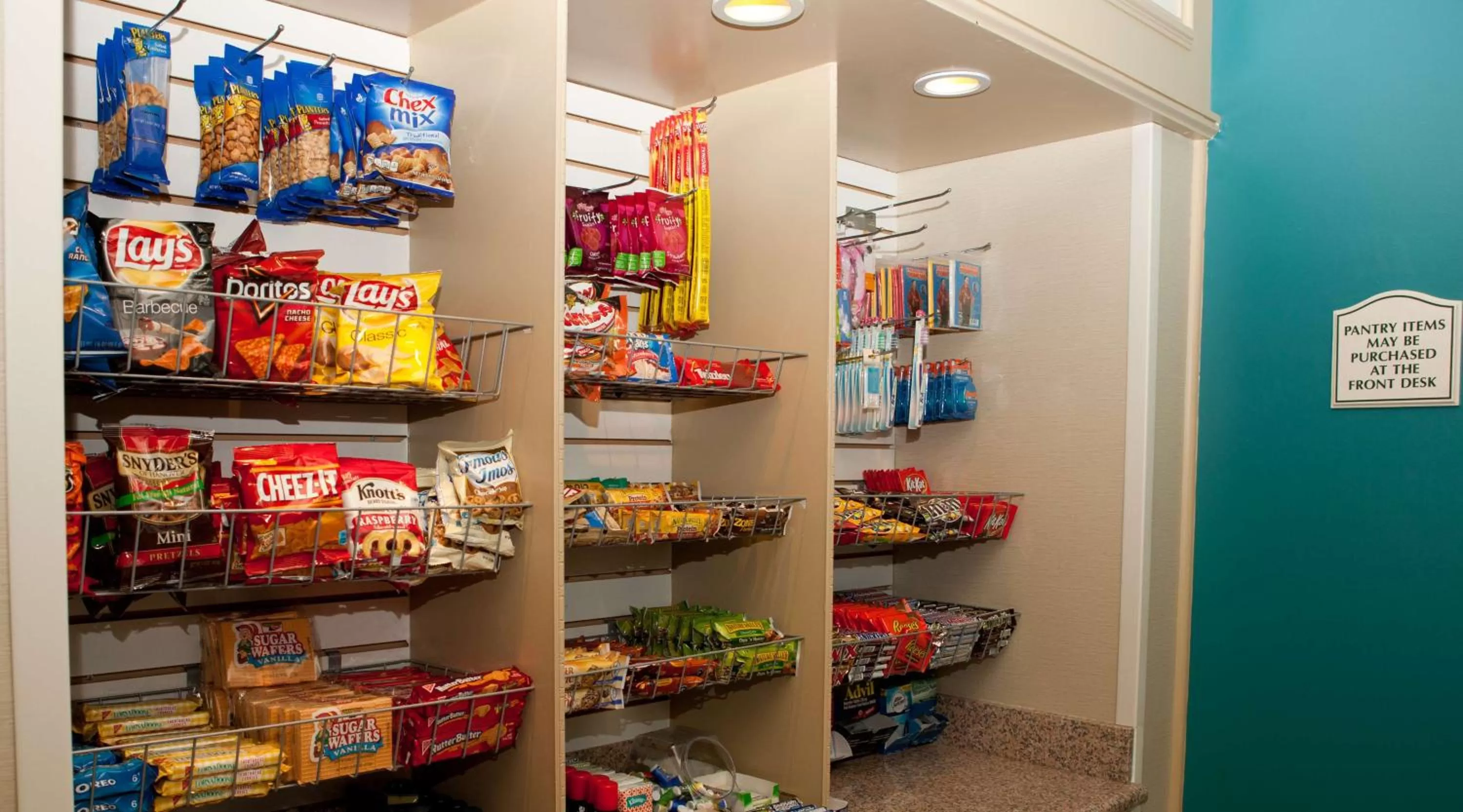 Restaurant/places to eat in Hilton Garden Inn Secaucus/Meadowlands