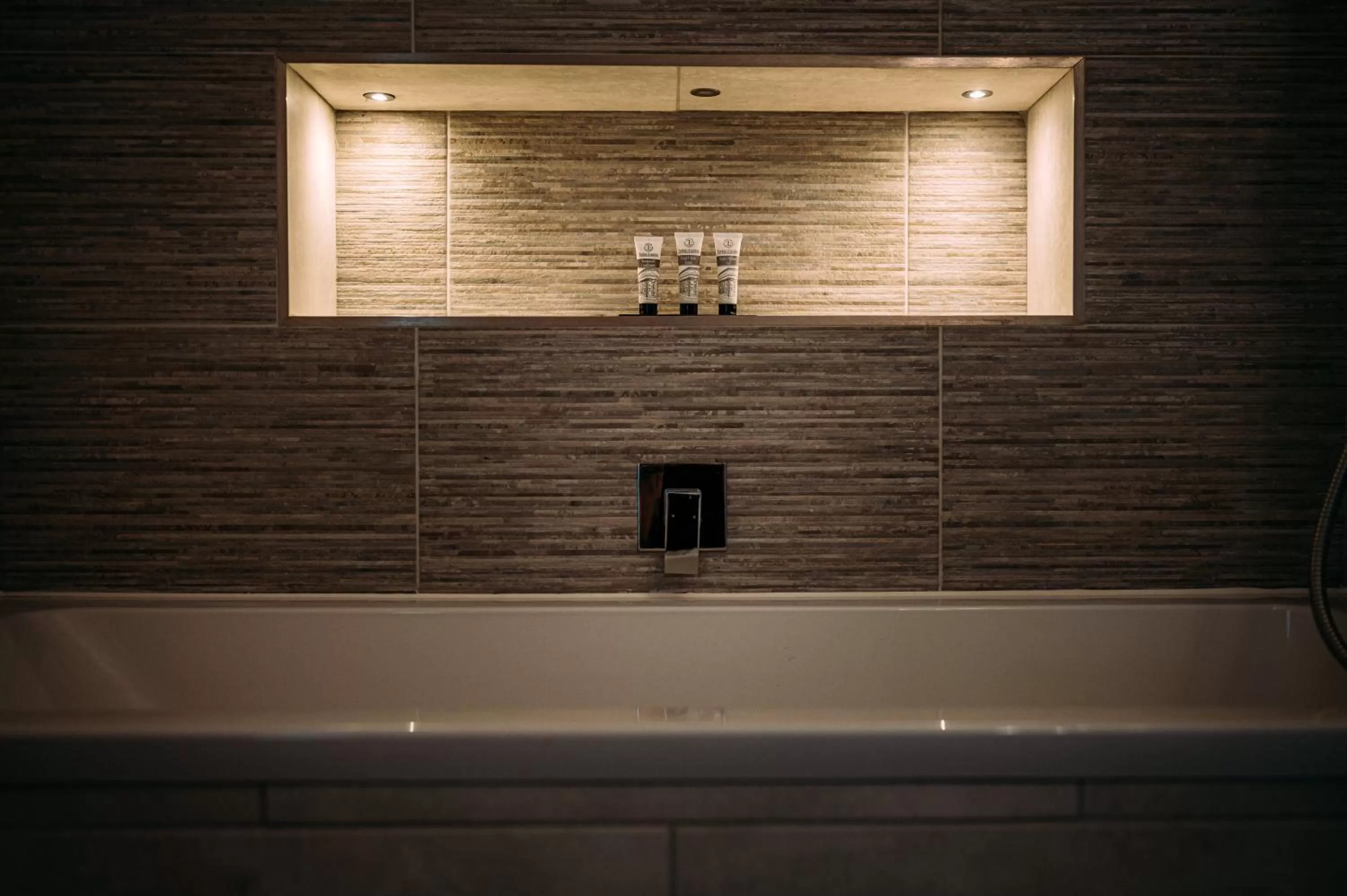 Bathroom in The Queens Hotel