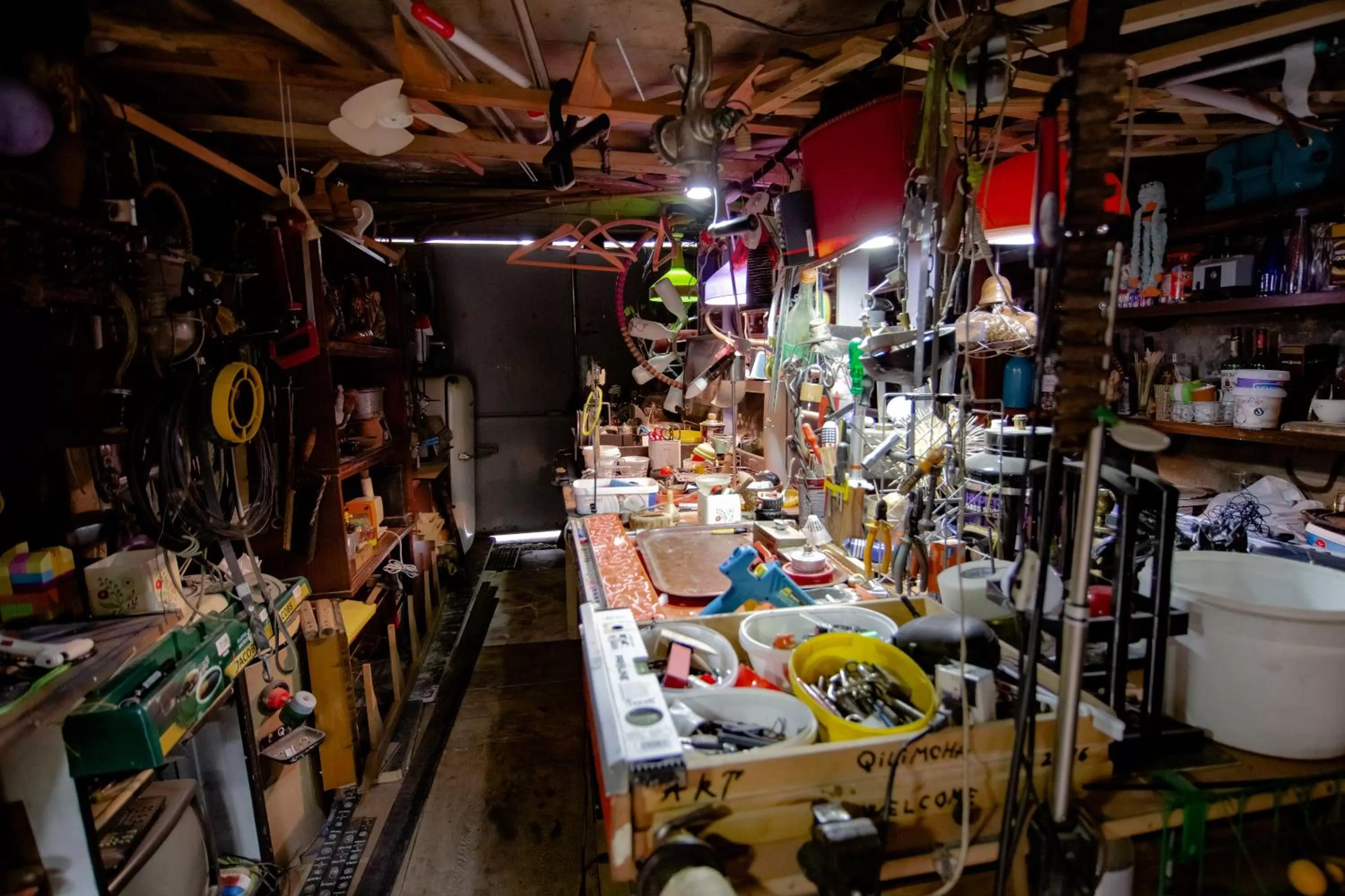 Entertainment in Qilimcha's Guesthouse-Art Museum