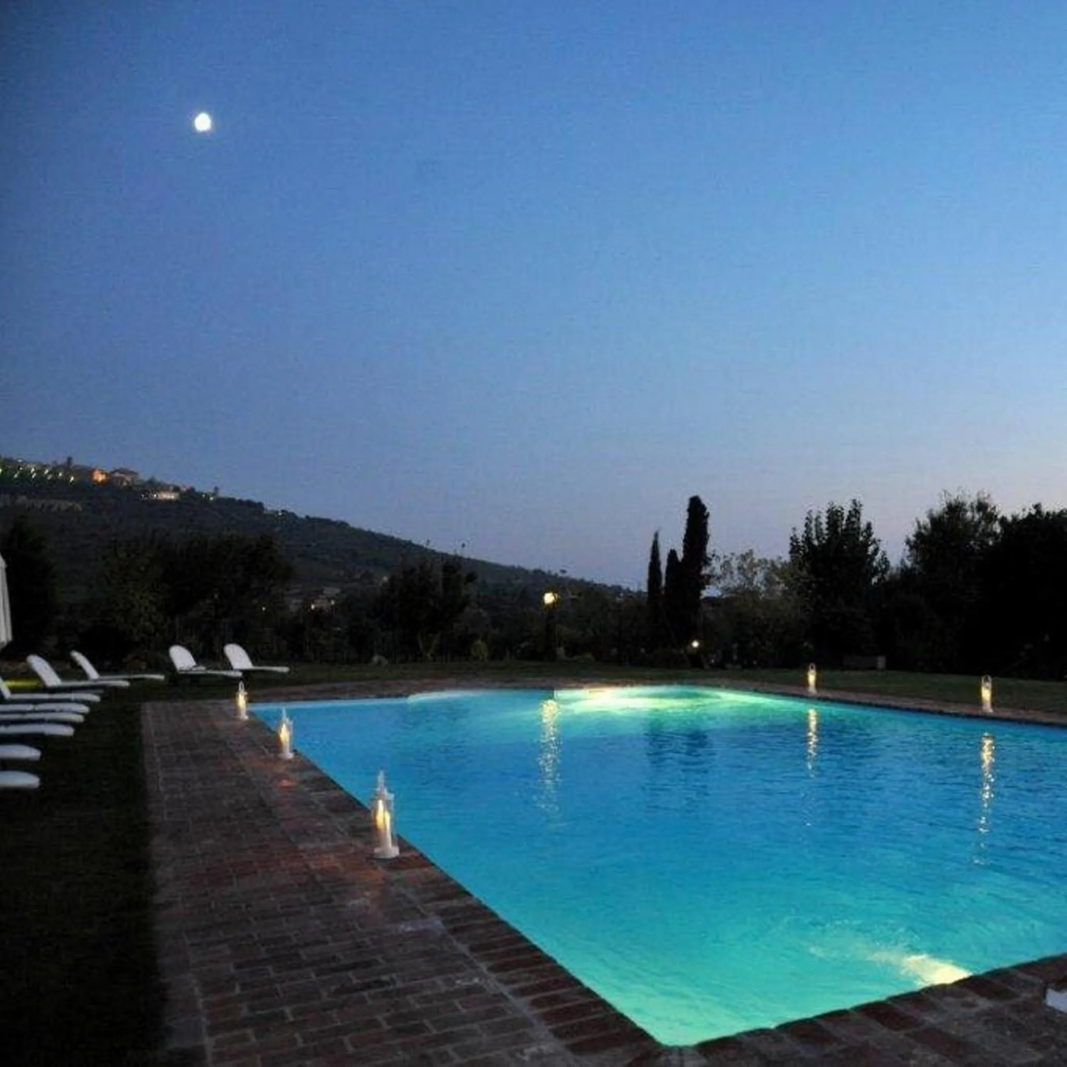 Swimming pool in Relais Villa Baldelli