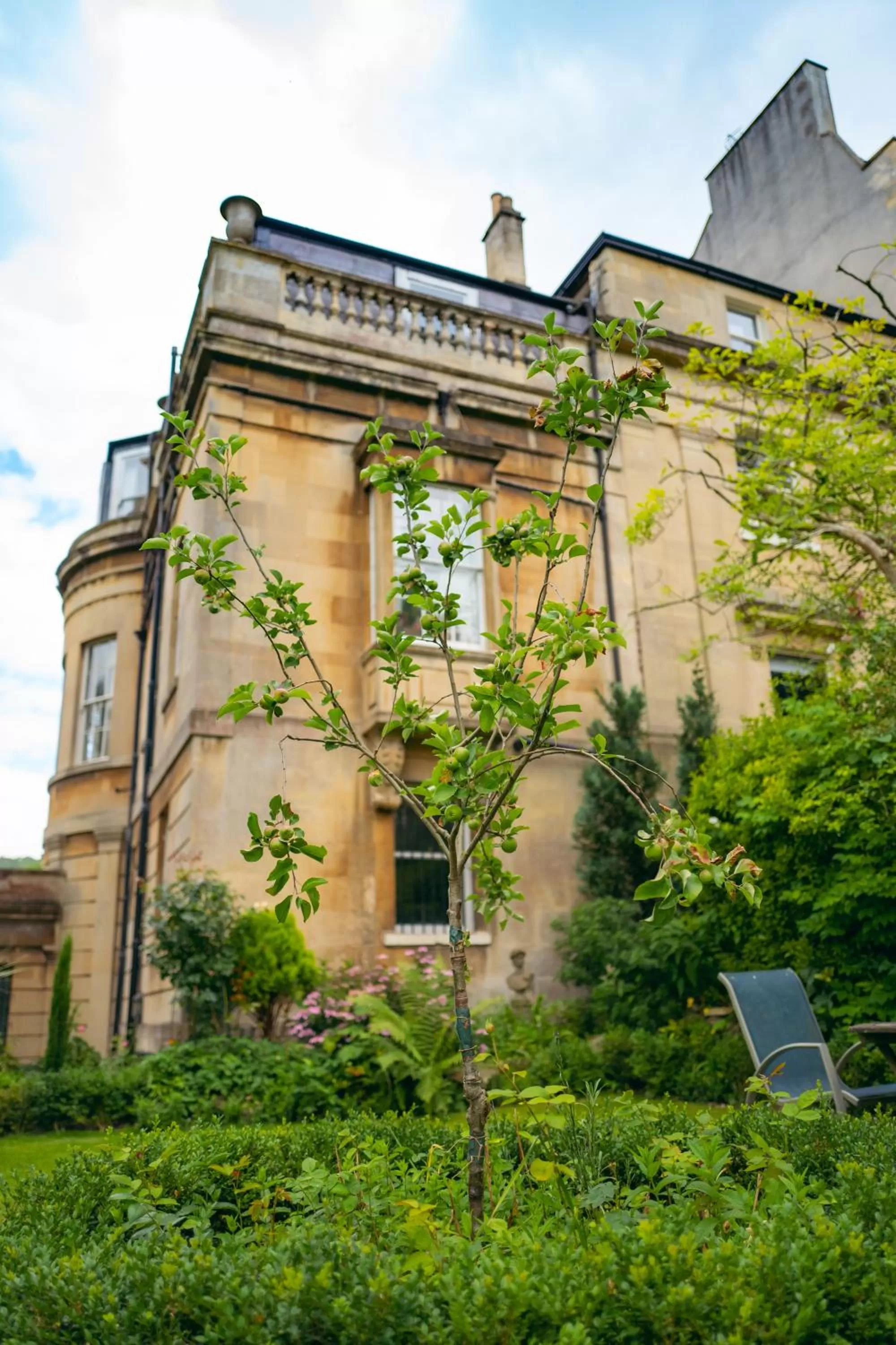 Property building in Grosvenor Villa