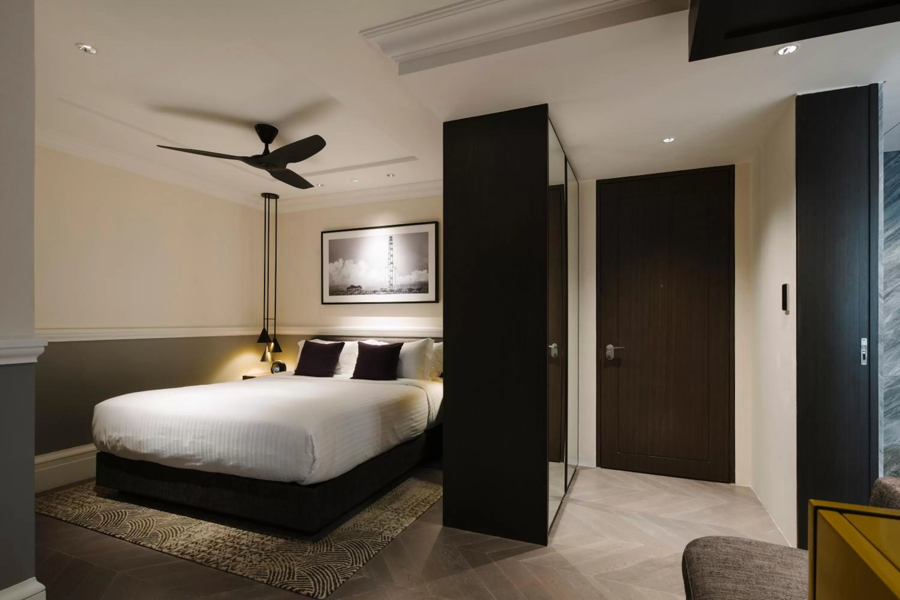 Bedroom, Bed in Grand Park City Hall