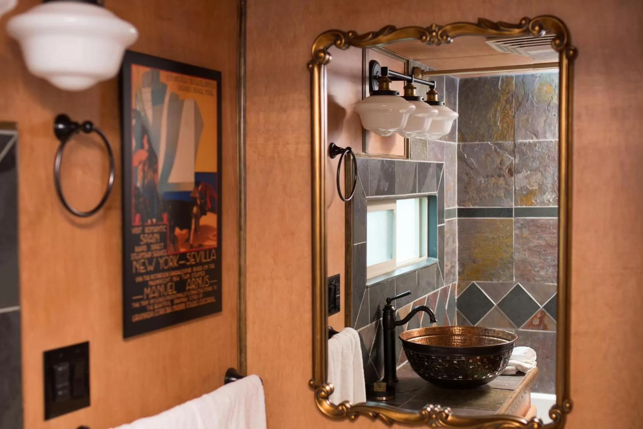 Bathroom in Hotel Luna Mystica