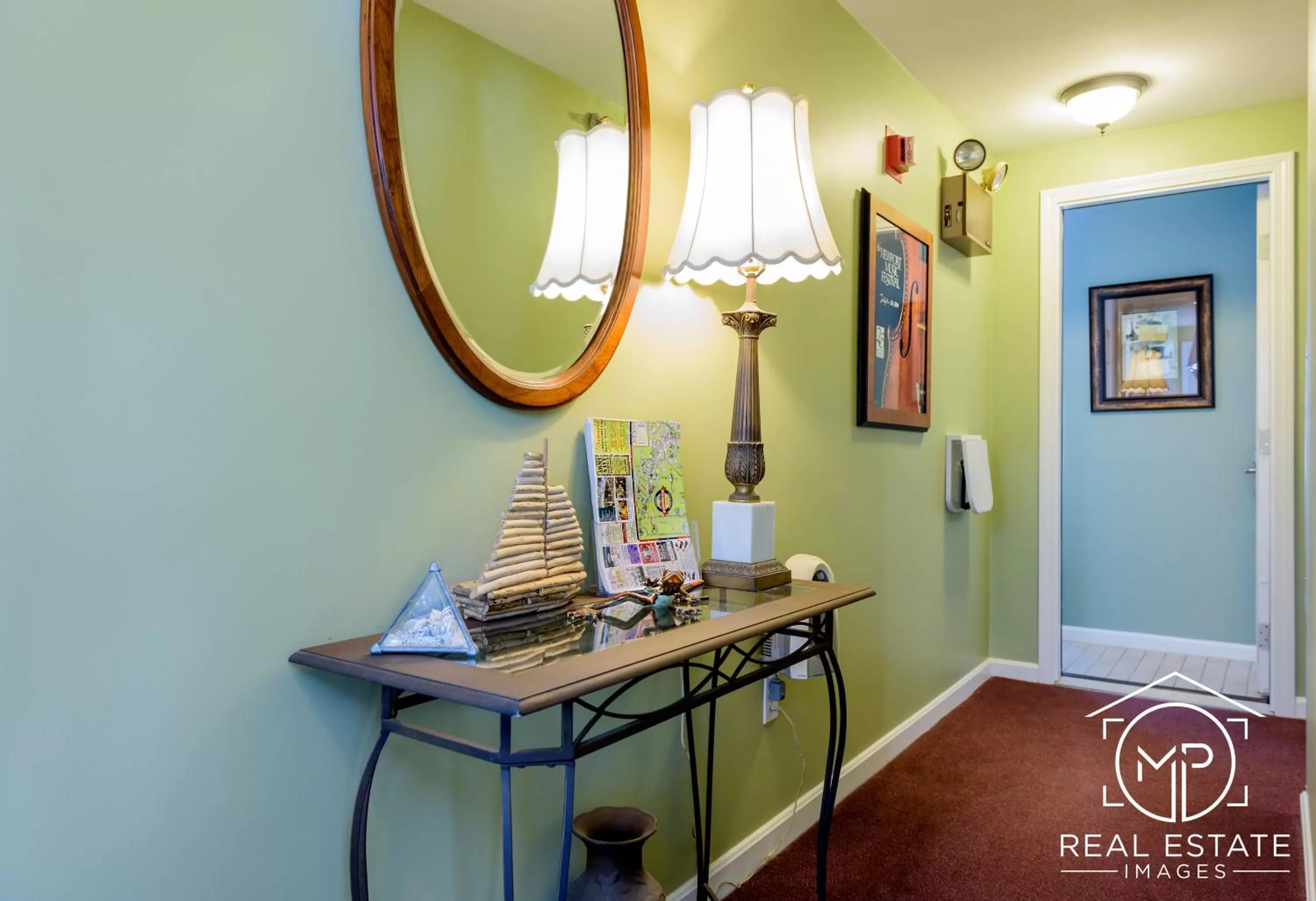 Decorative detail in Bouchard Restaurant & Inn