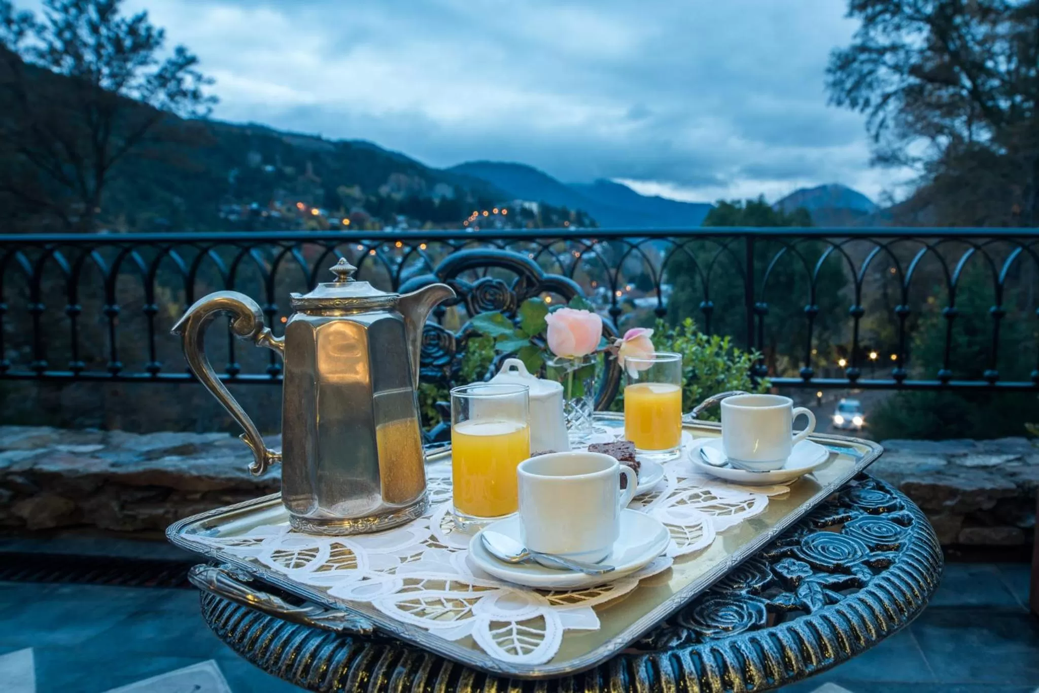 Property building in Paraíso Casa de Montaña