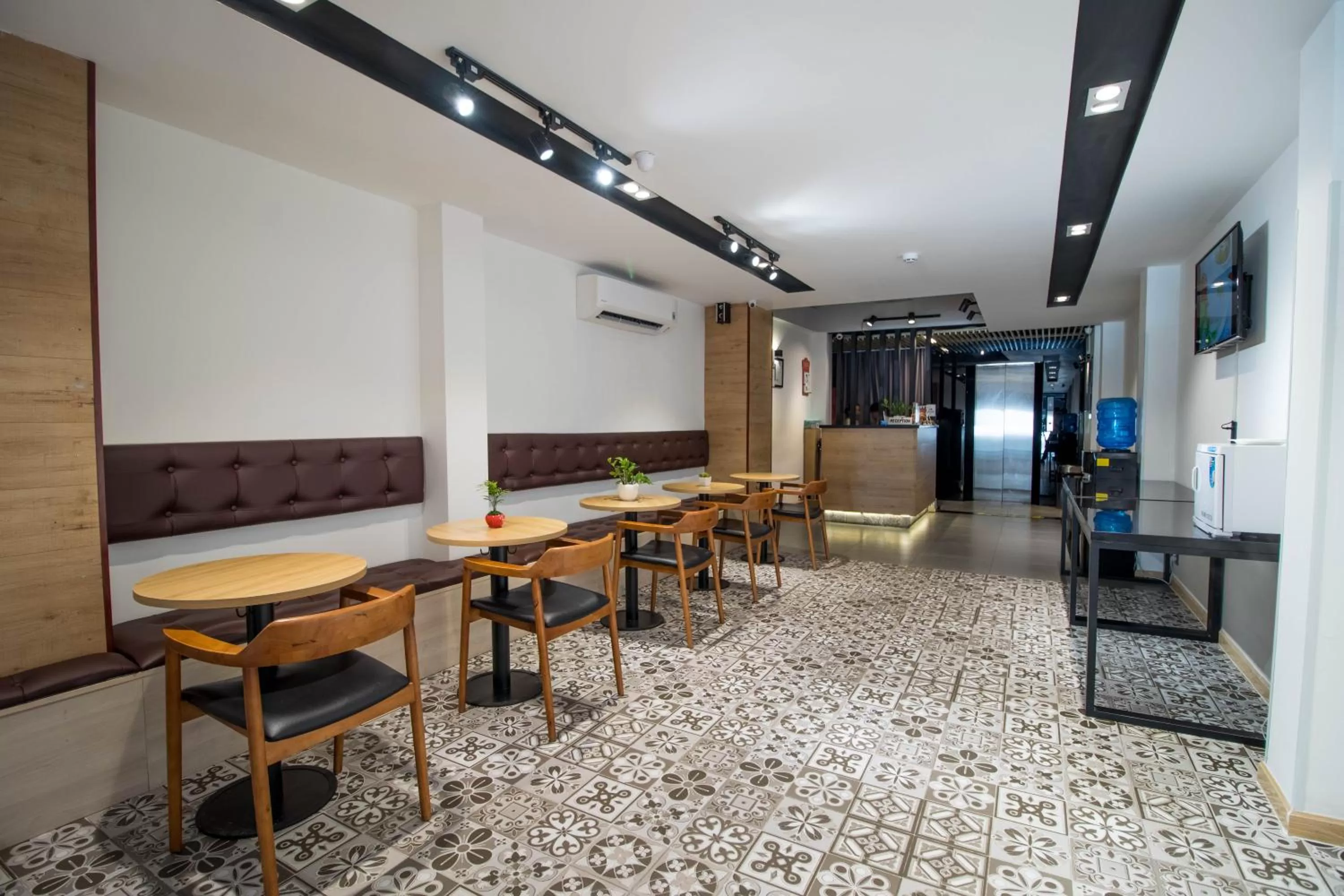 Lobby or reception in Chotel Pham Ngu Lao