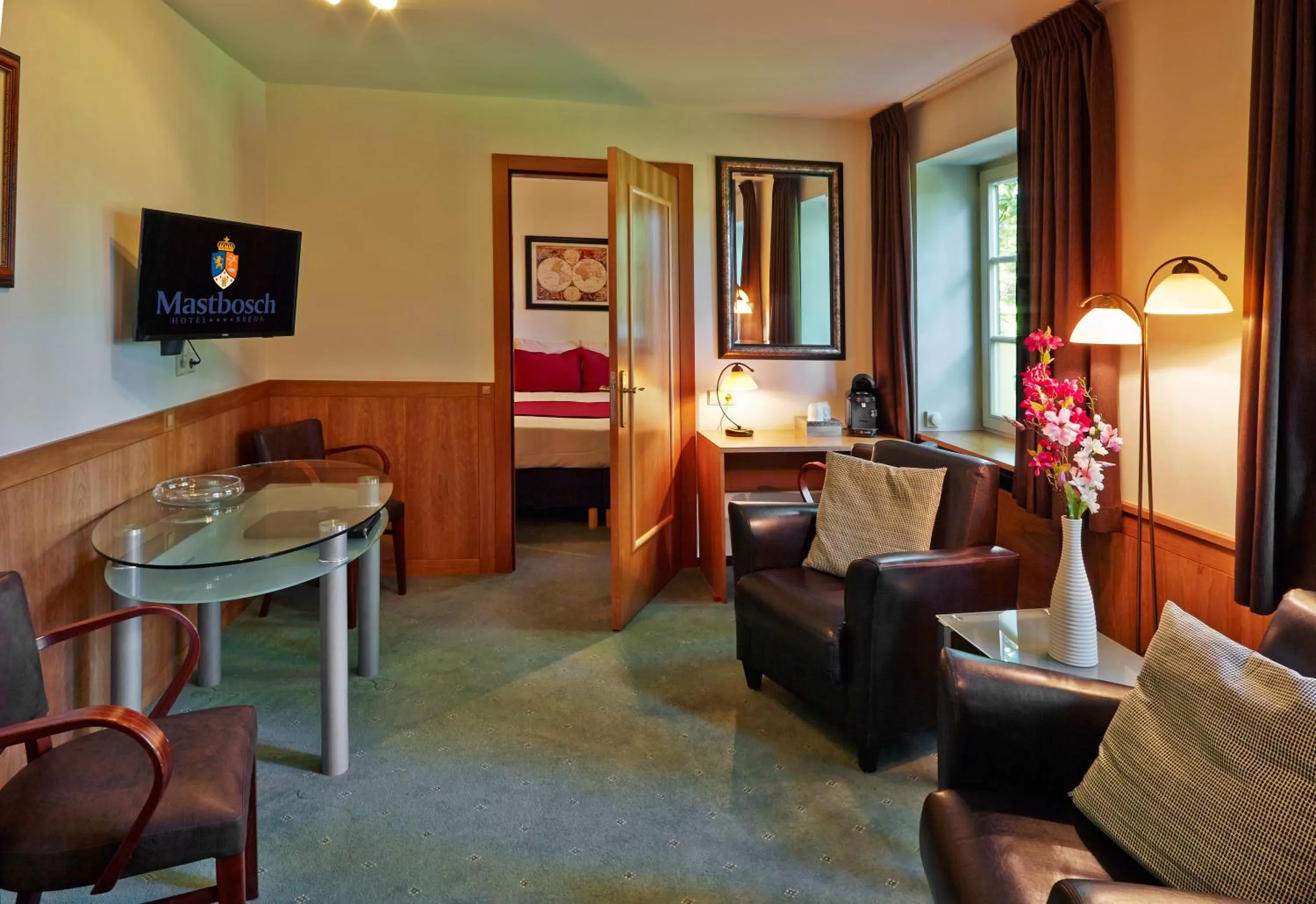 Seating area in Parkhotel Mastbosch Breda