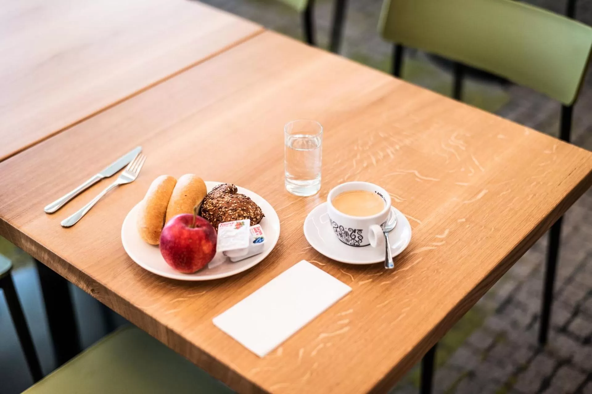 Continental breakfast in flexymotel Spielberg