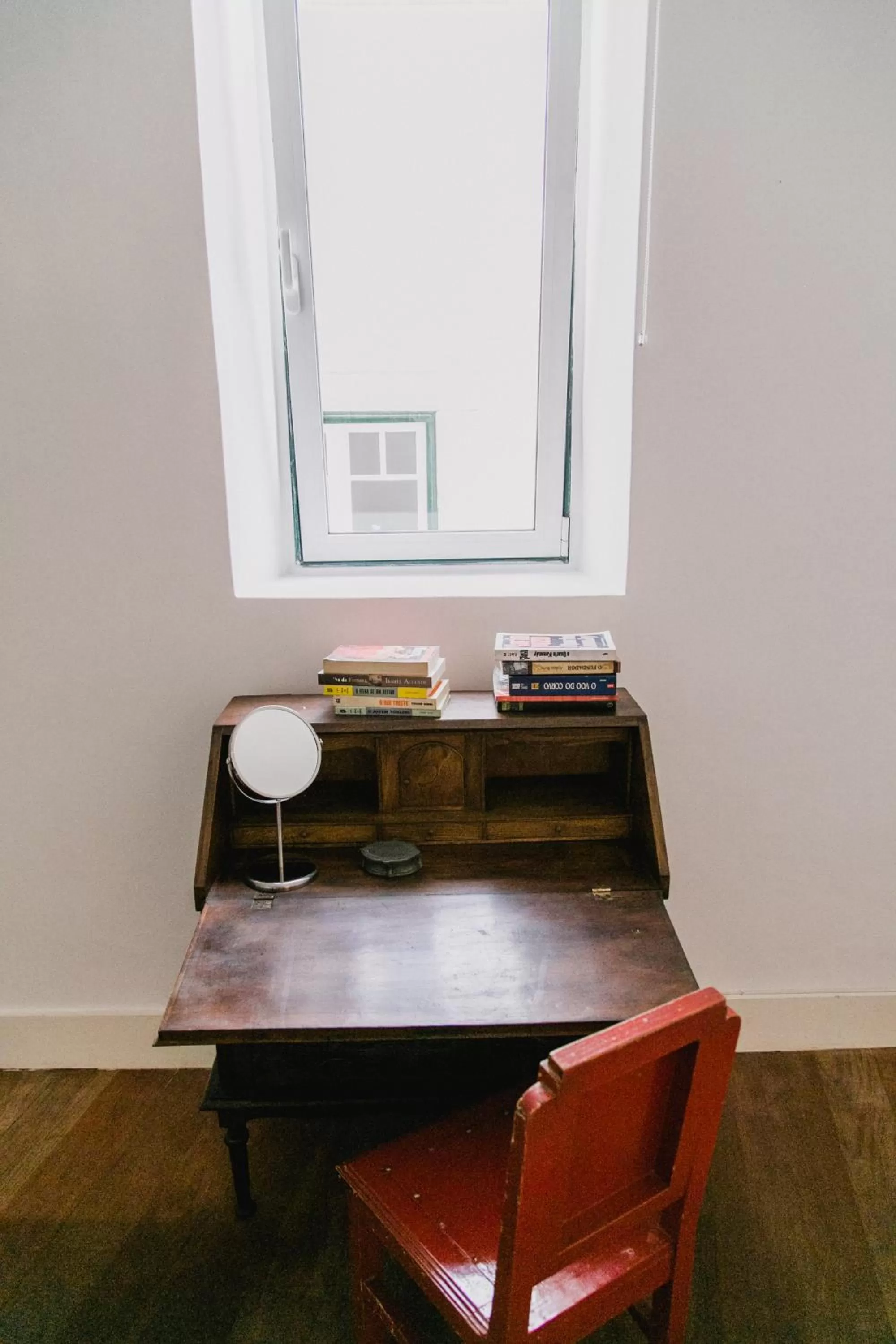 Decorative detail in Asul B&B