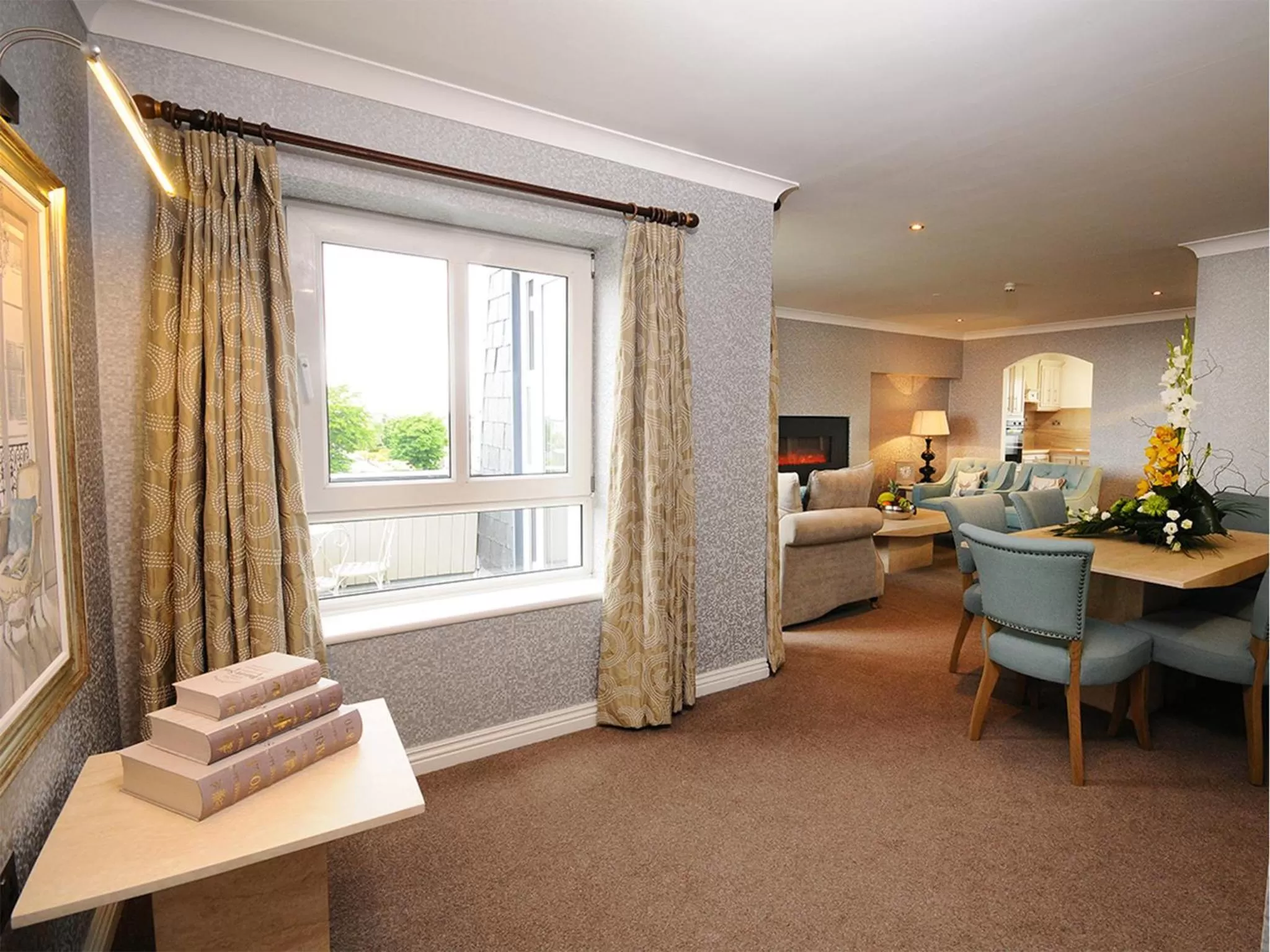 TV and multimedia in Flannery's Hotel