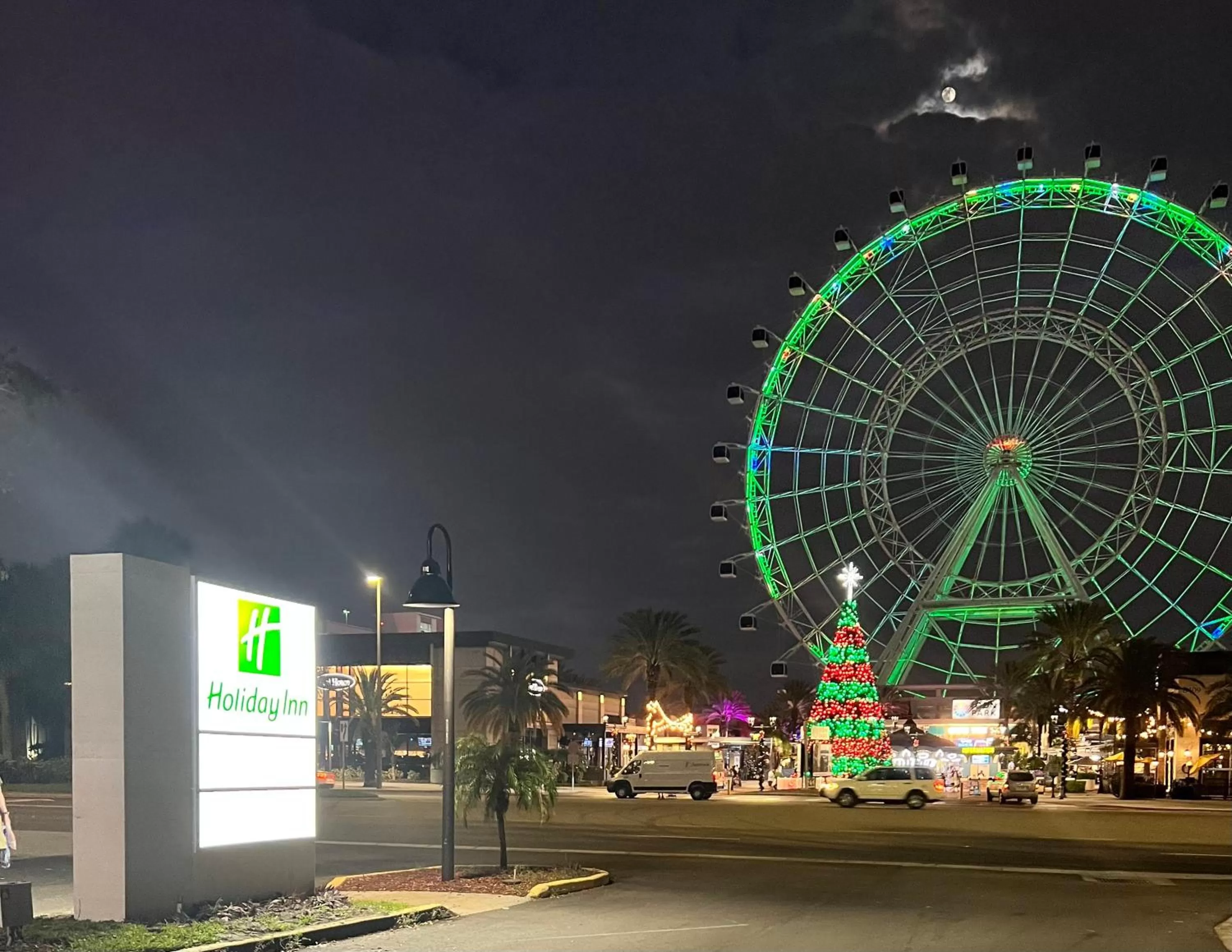 Night in Holiday Inn Orlando International Dr-ICON by IHG