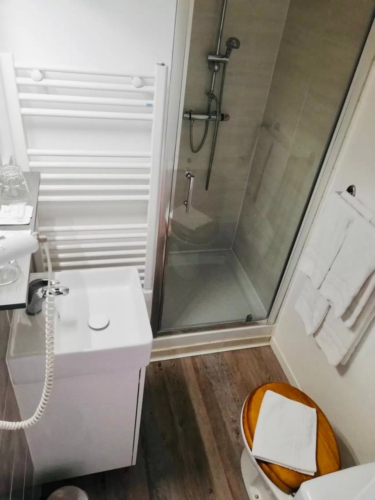 Shower in Le Cheval Blanc