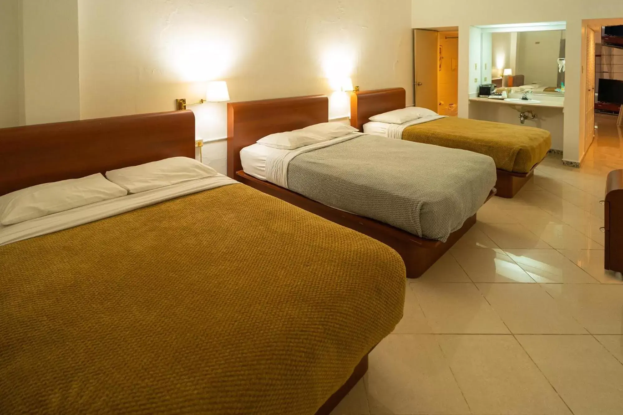 Family Room in Solace by the Sea Family Room in Solace by the Sea