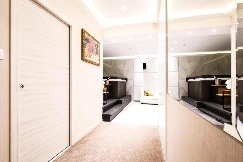 Kitchen/Kitchenette in Jacuzzi SPA Prestige
