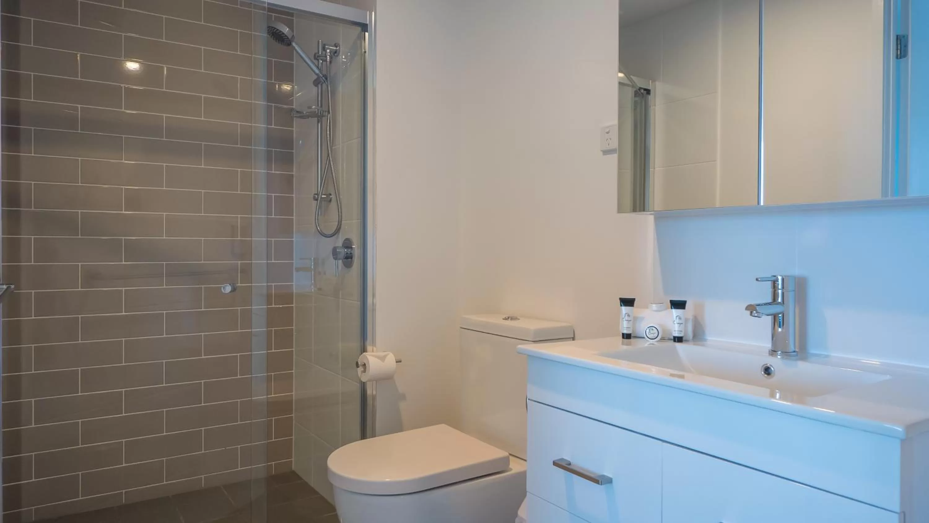Bathroom in Annexe Apartments