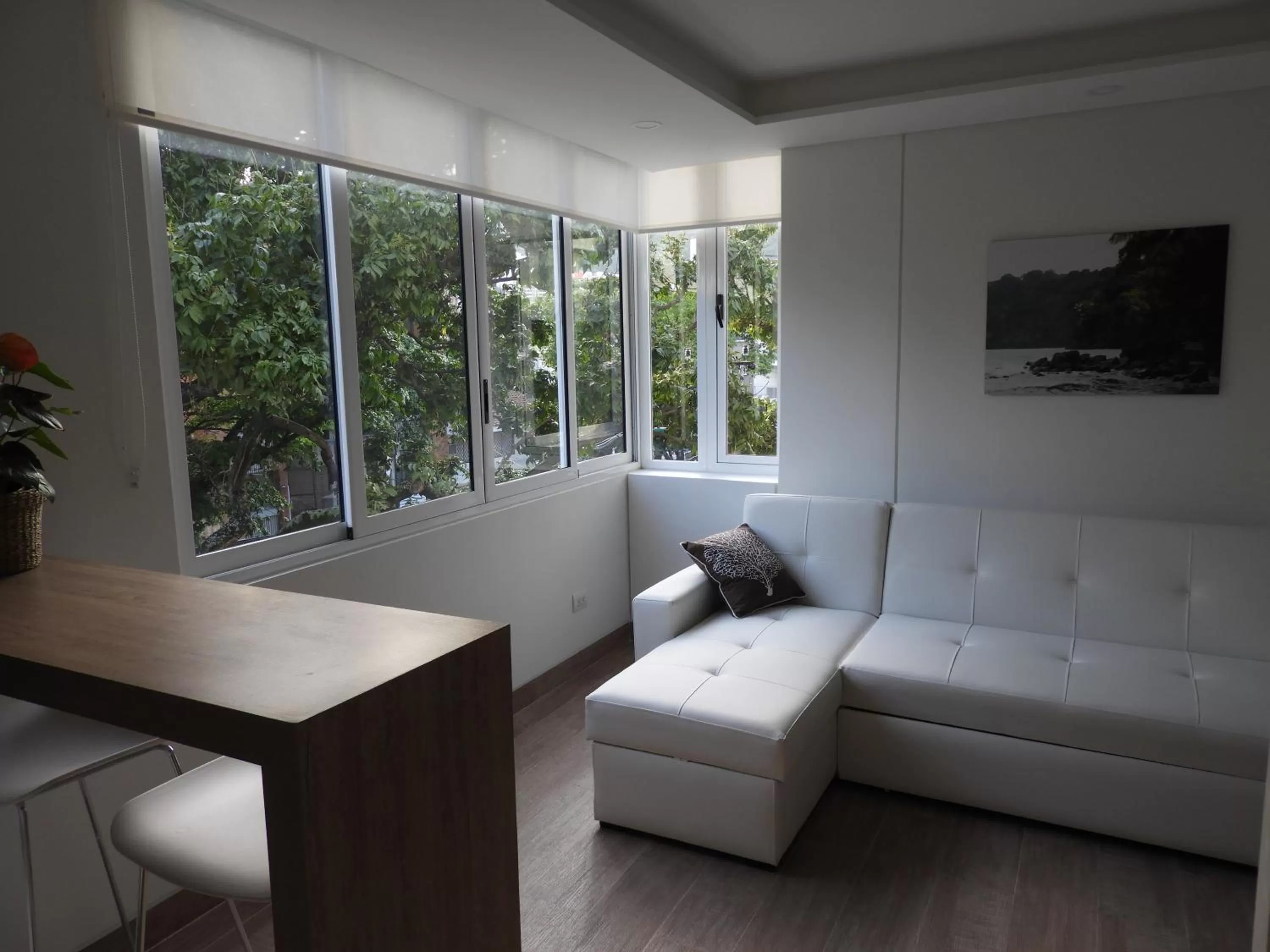 Seating area in Park V