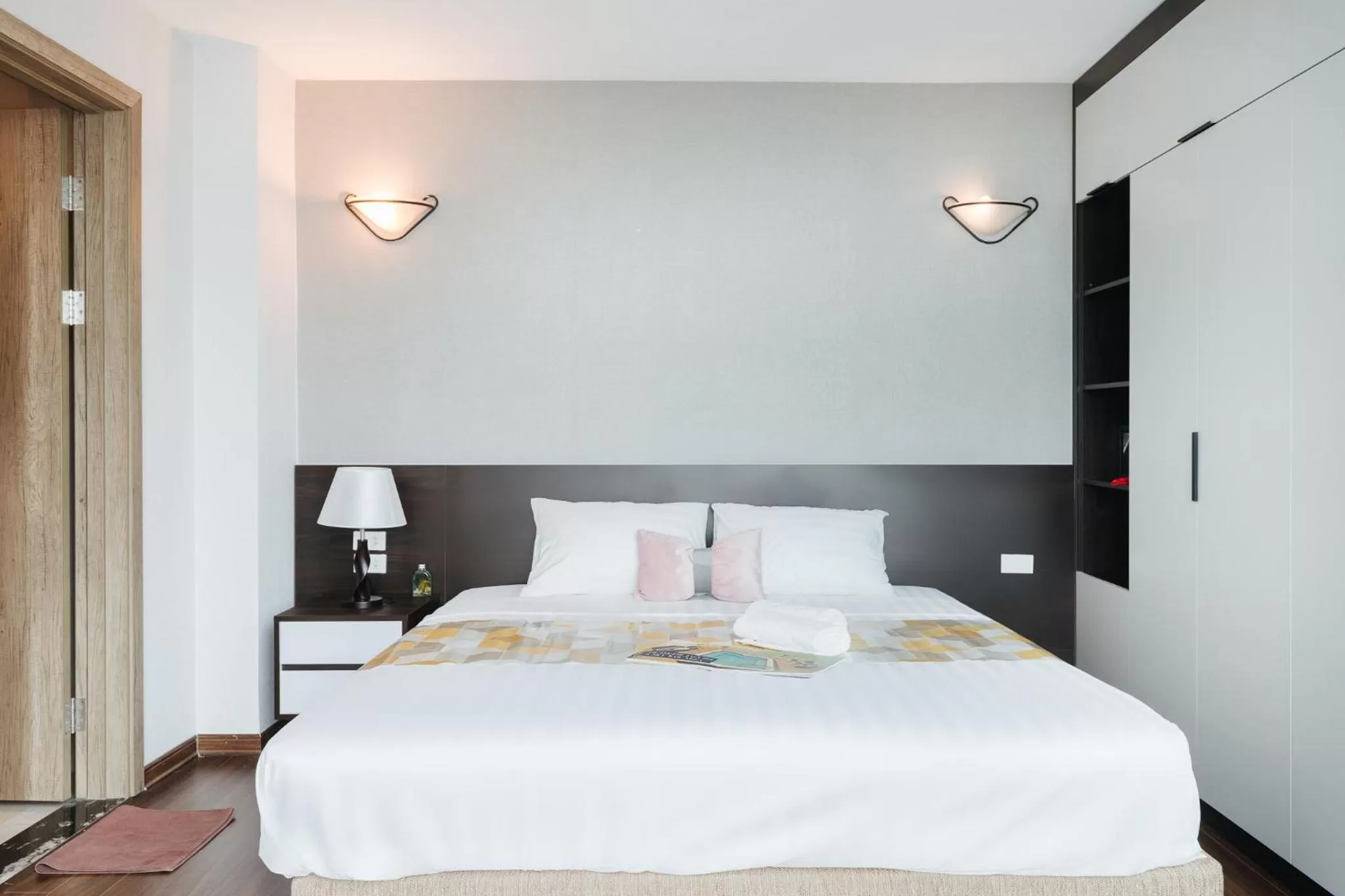 Bedroom, Bed in Ivy Hotel & Apartment