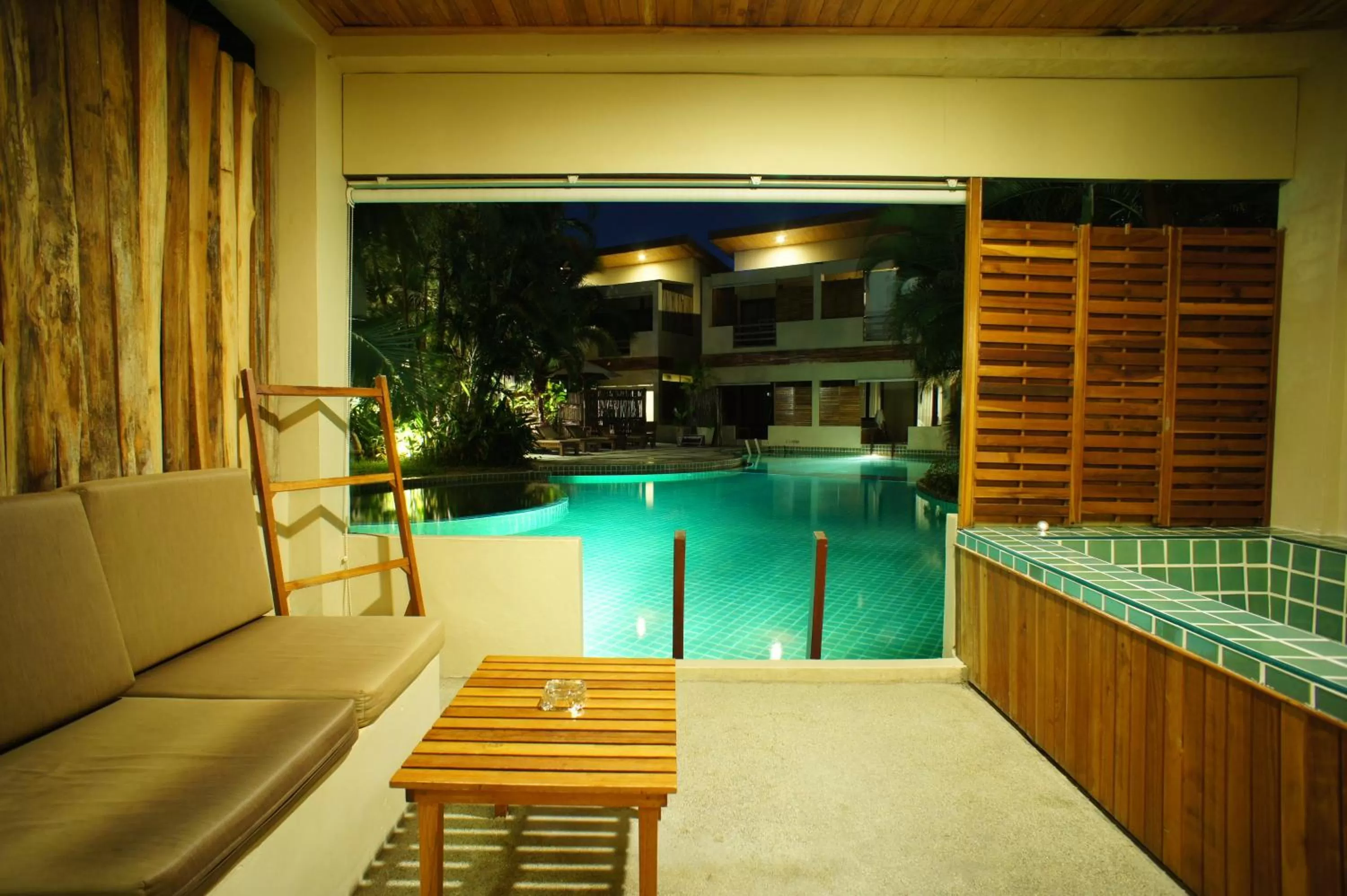 Photo of the whole room in The Hideaway Resort