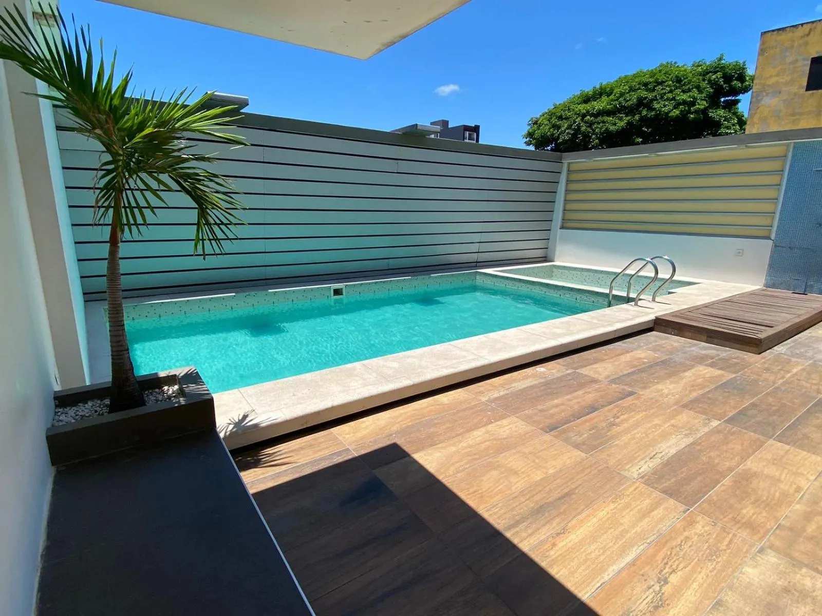 Swimming pool in Prince Hotel