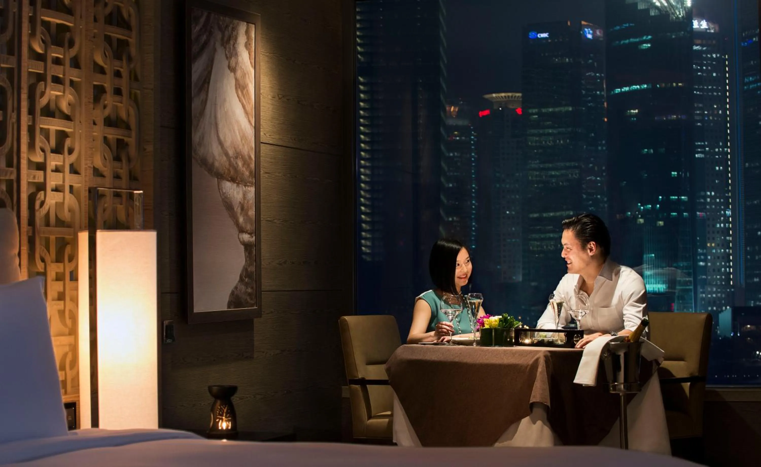 People in Banyantree Shanghai On the Bund - Tales rooftop bar boasts a jaw-dropping panoramic vista