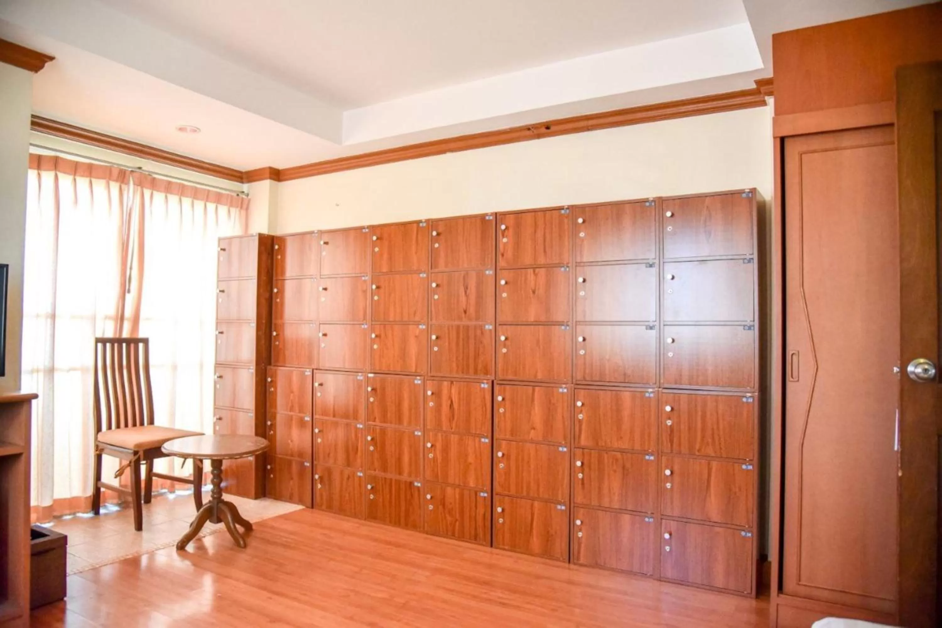 wardrobe in Chomsin Hua Hin ชมสินธุ์ หัวหิน