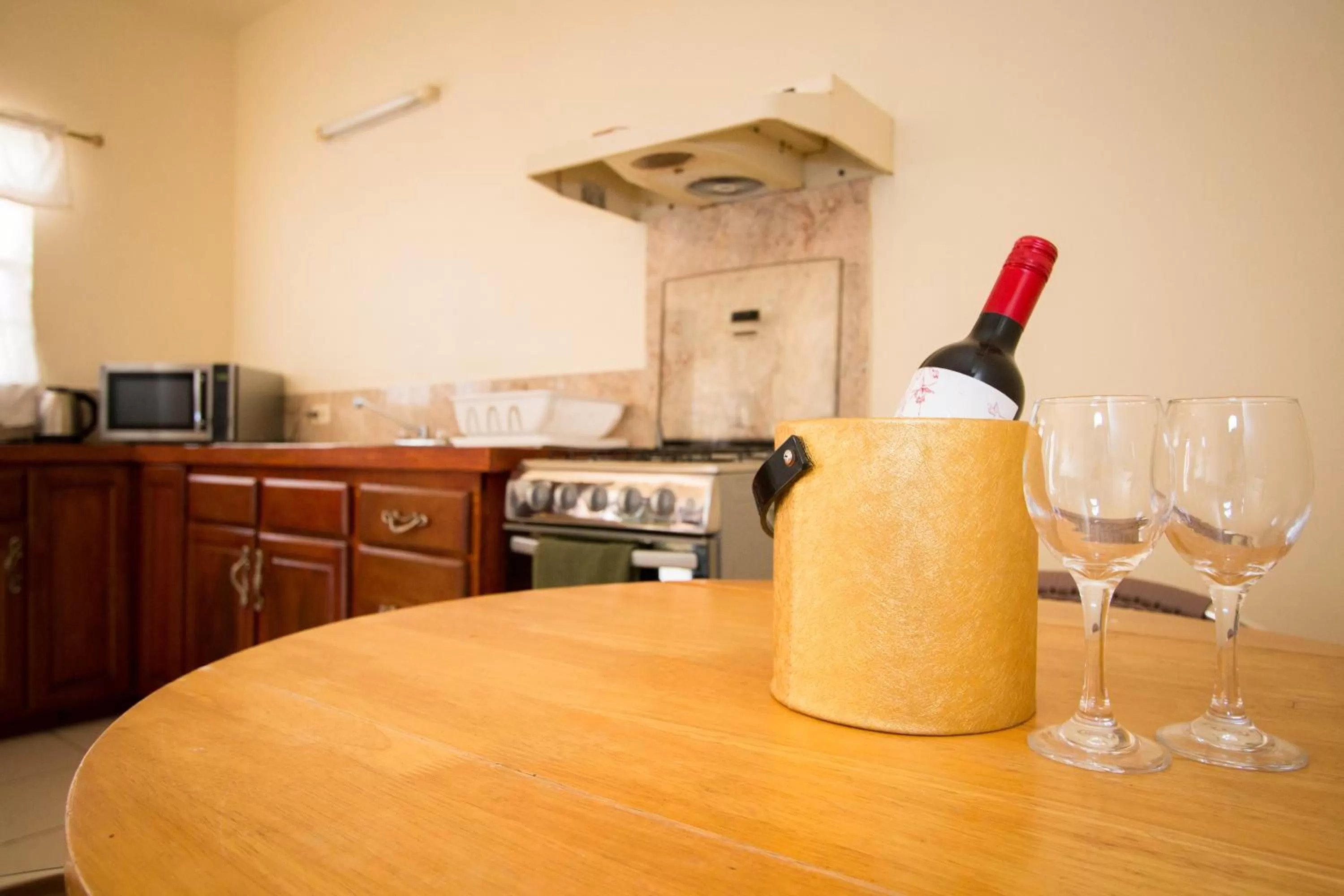 Kitchen or kitchenette in Connie's Comfort Suites