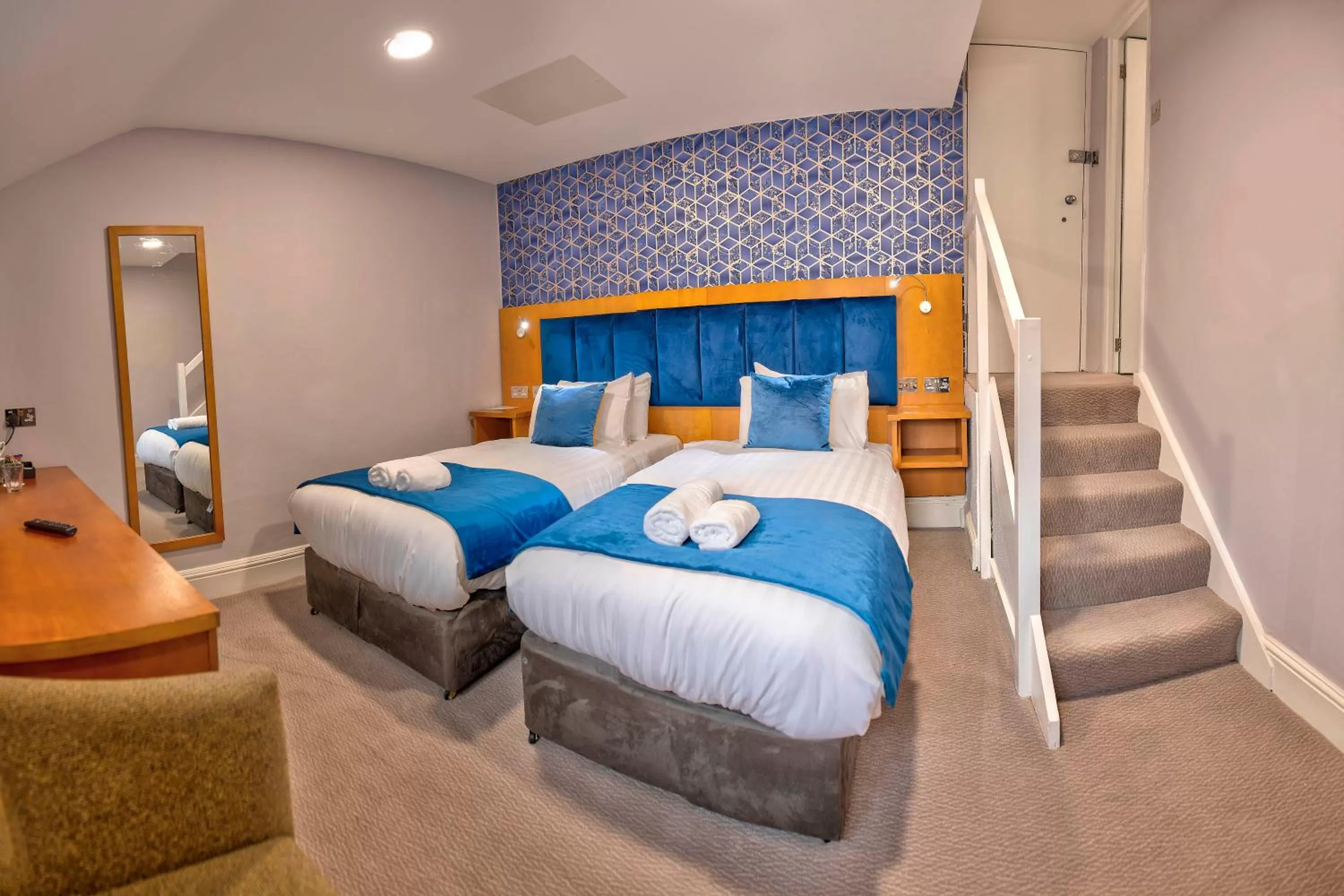 Photo of the whole room, Bed in The Bridge Hotel