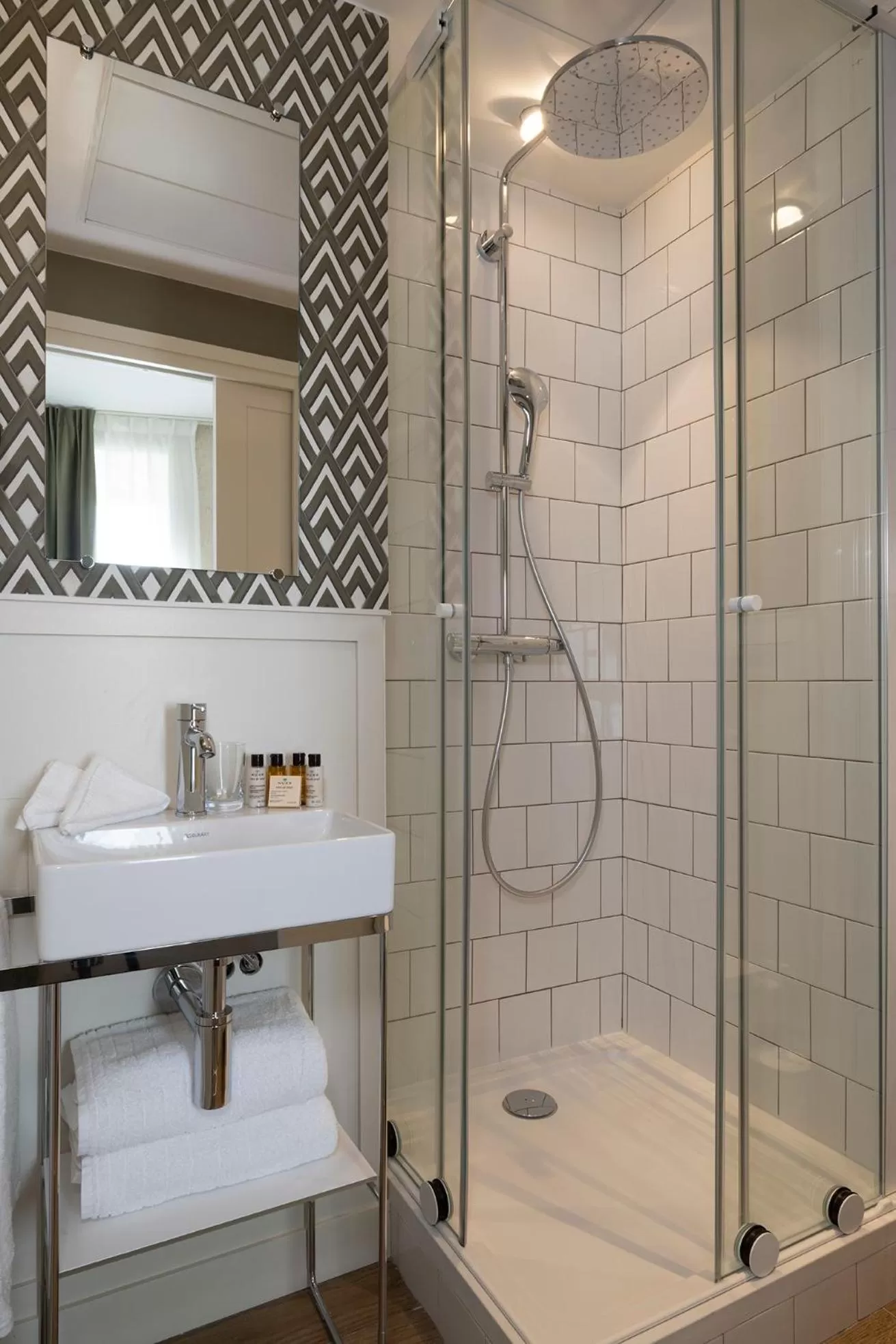 Property building in Le Petit Oberkampf Hotel & Spa