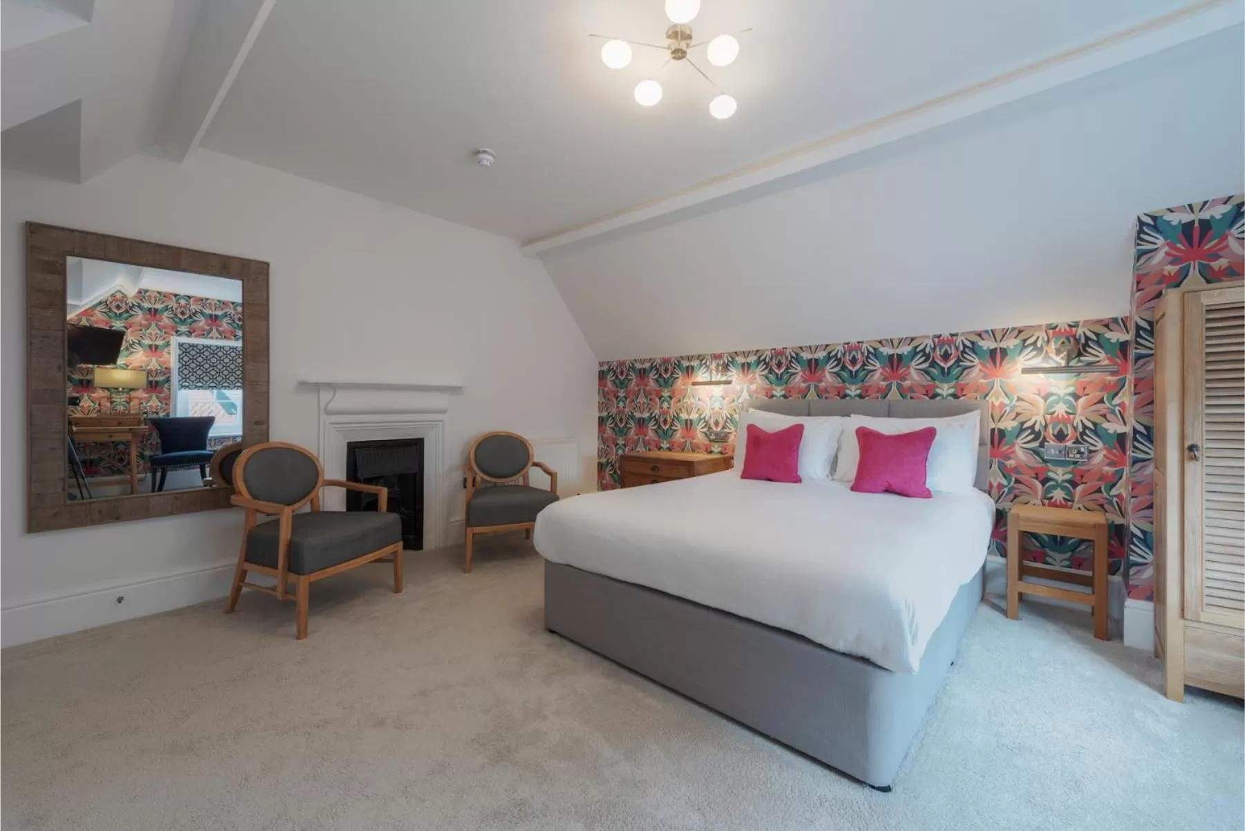 Seating area, Bed in Florence Gardens Boutique Hotel and Restaurant