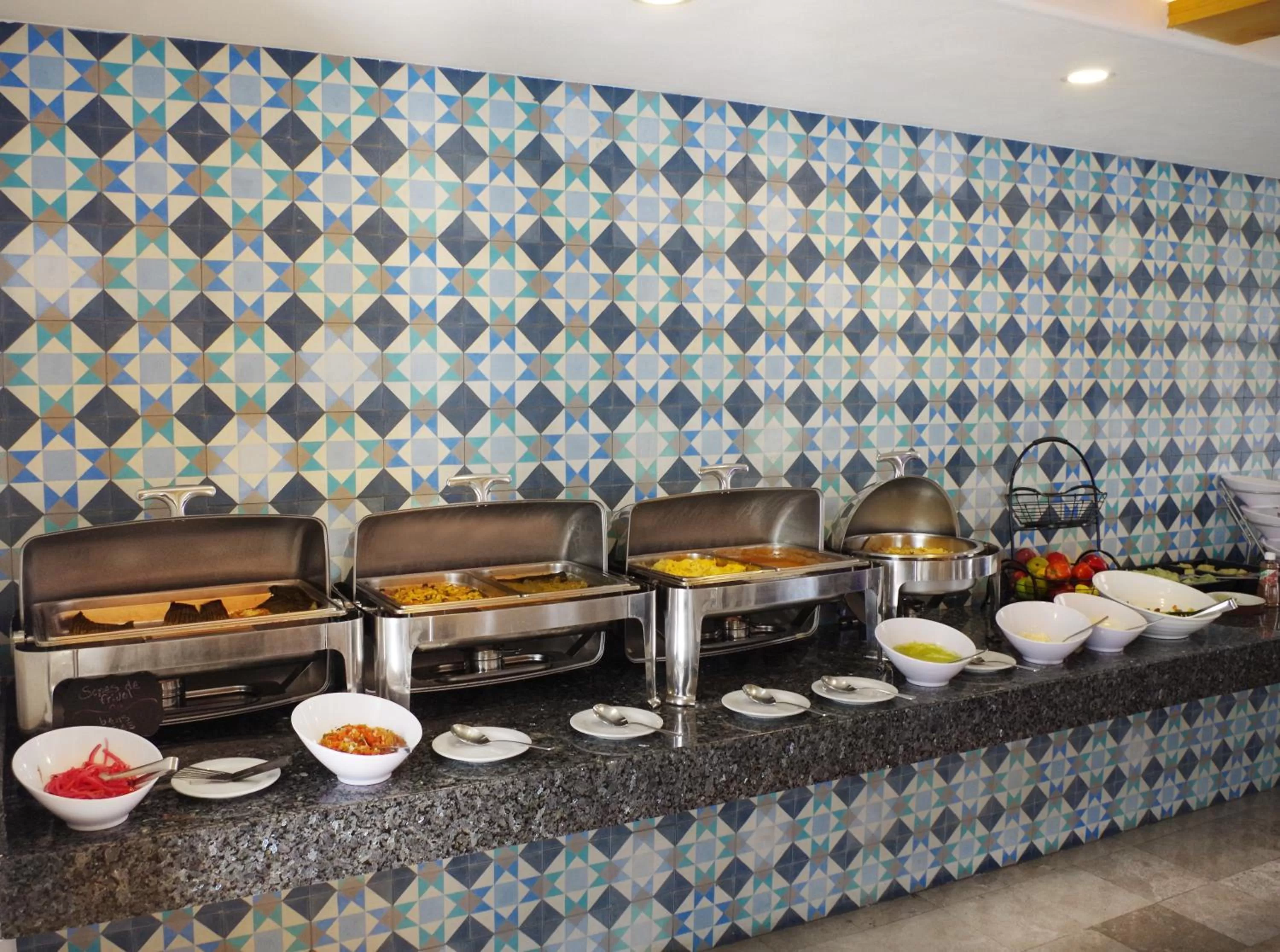 Breakfast in Hotel Catedral La Paz