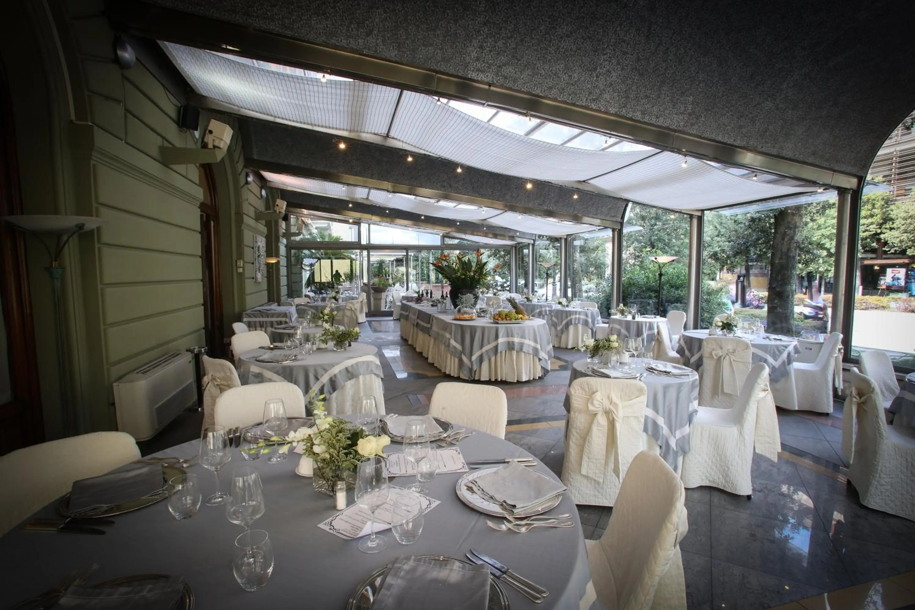 Restaurant/places to eat in Grand Hotel Tettuccio