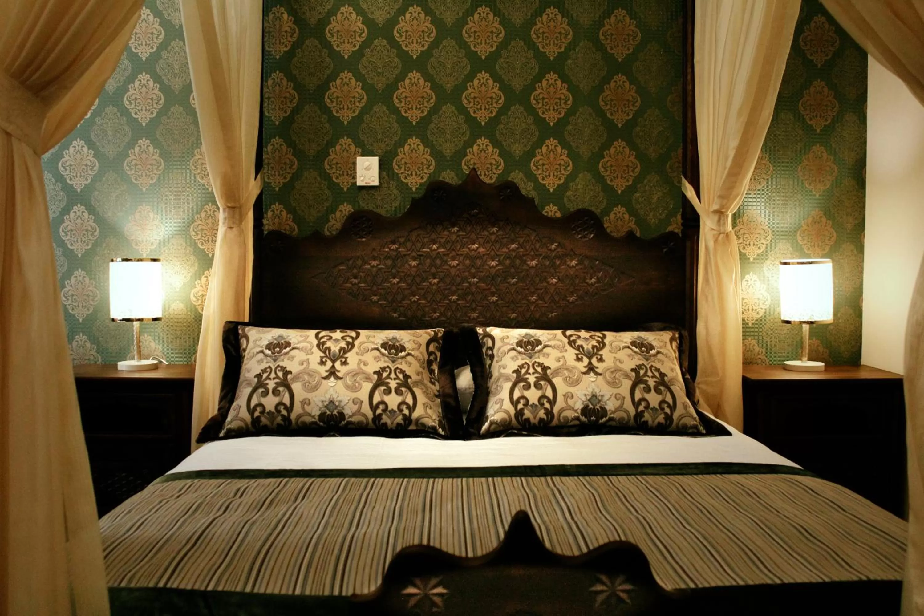 Bed in İsa Begov Hamam Hotel