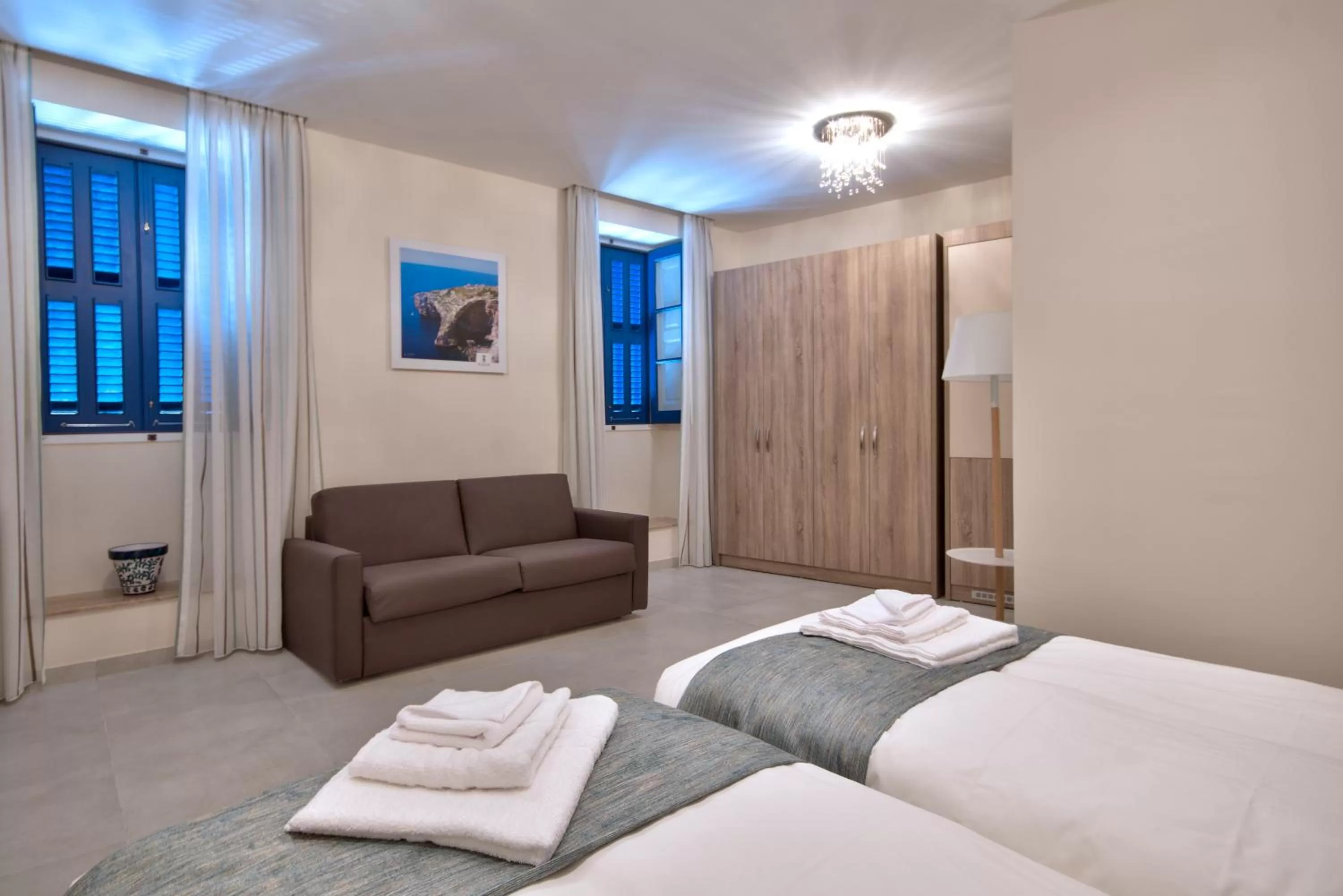 Bed in The Suites – Piazza Kirkop