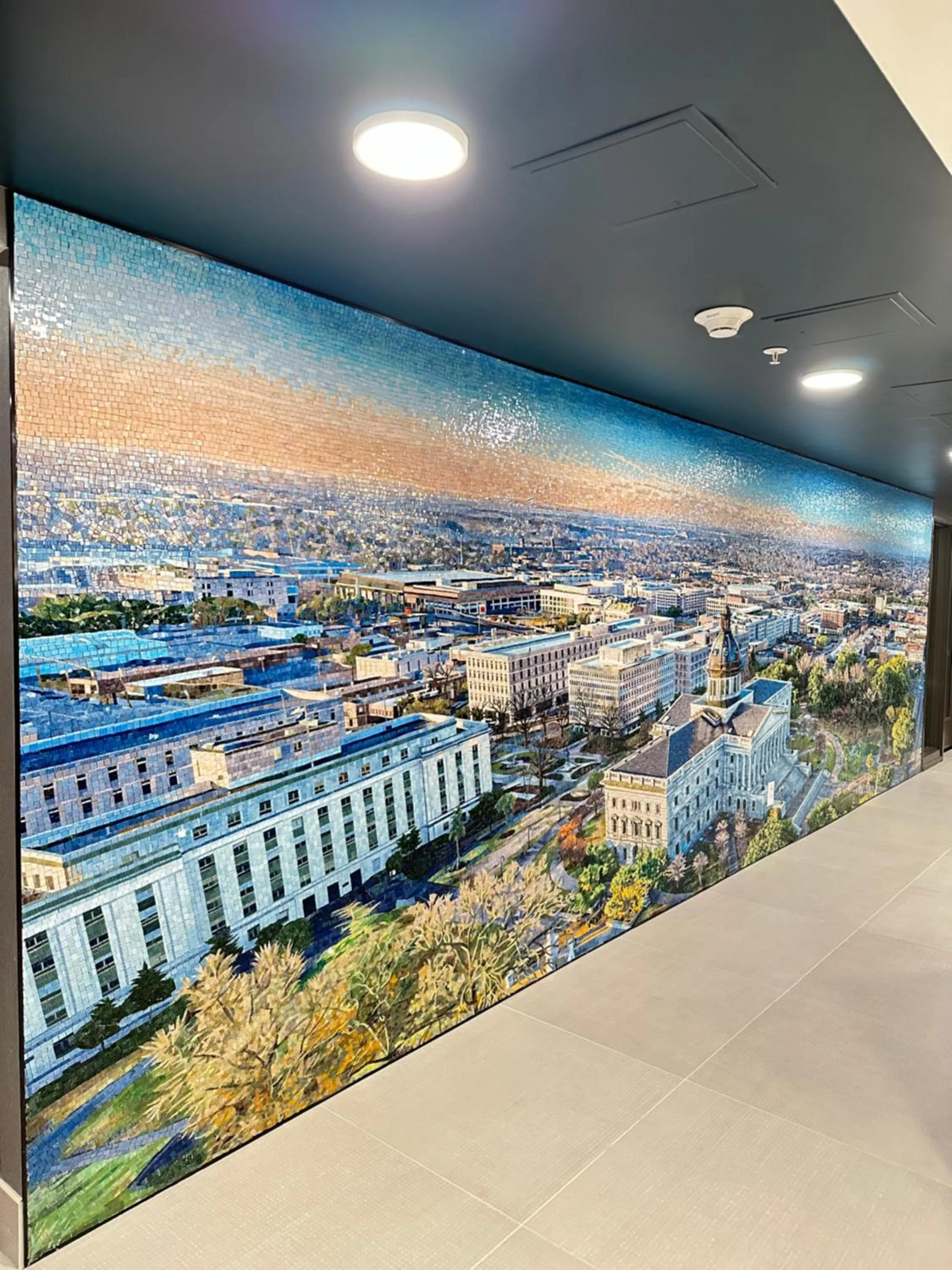 Decorative detail in La Quinta Inn by Wyndham Columbia NE Fort Jackson