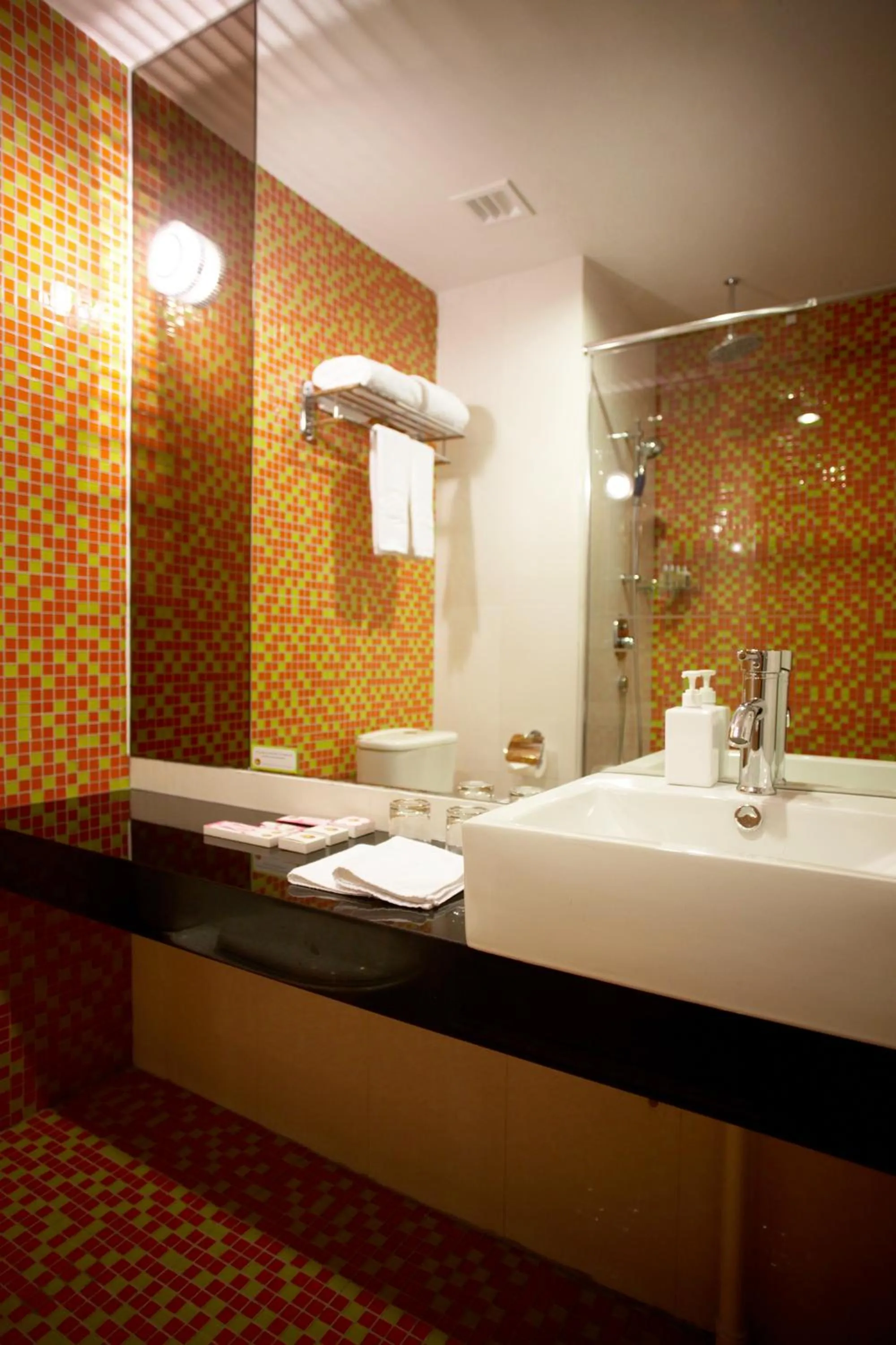 Bathroom in Hotel Re! @ Pearl's Hill