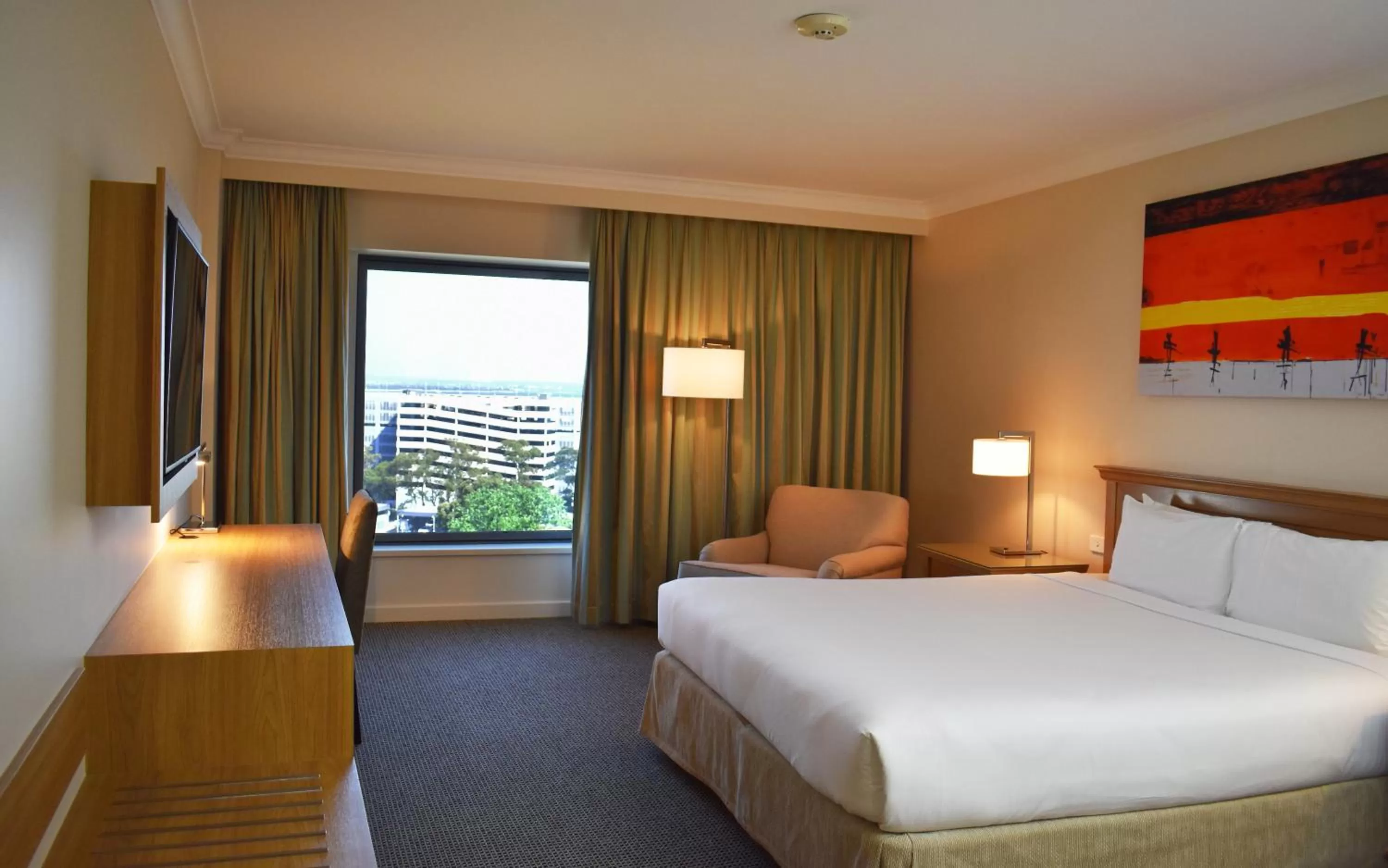 Bedroom, Bed in Stamford Plaza Sydney Airport Hotel & Conference Centre