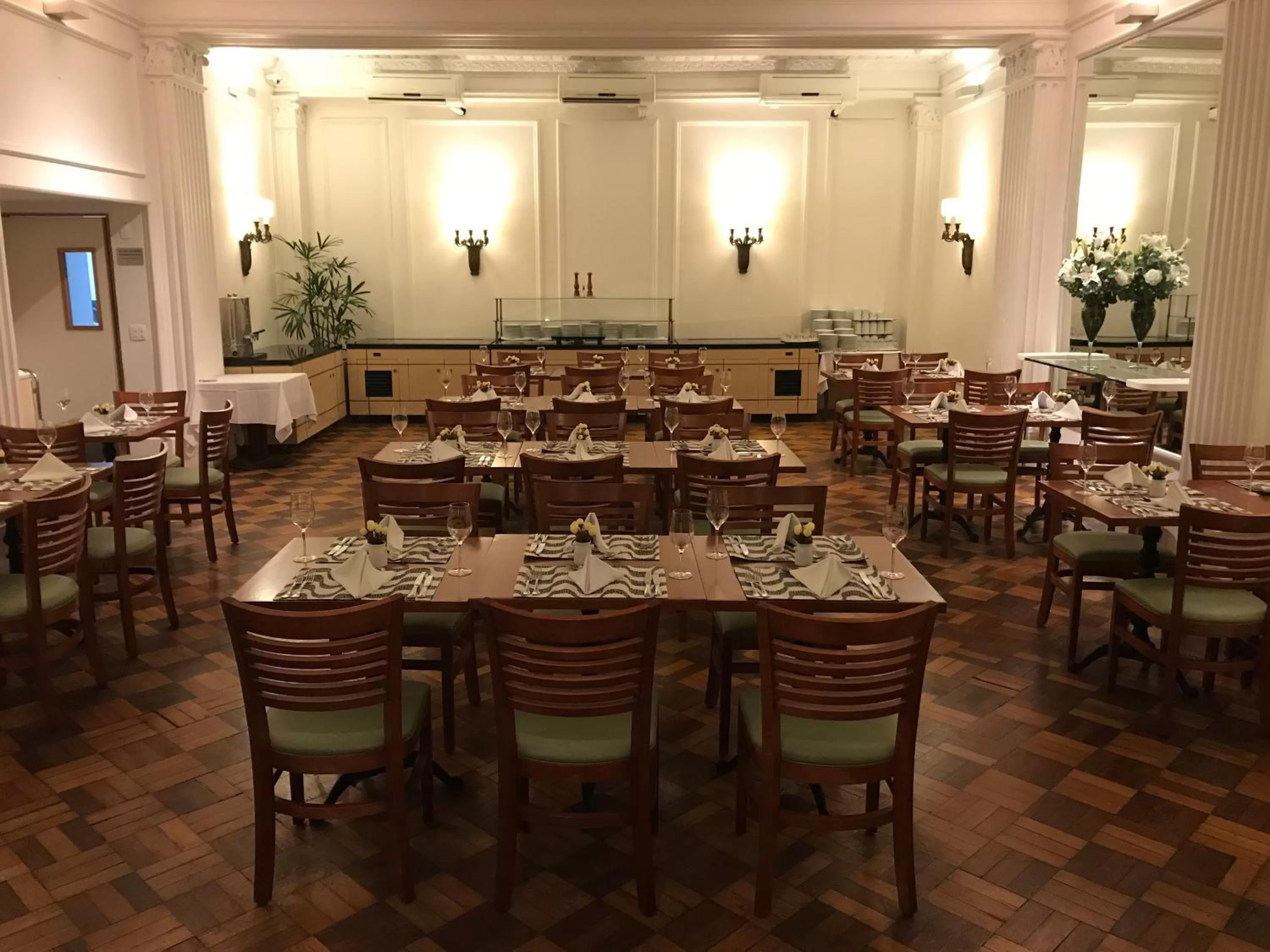 Restaurant/places to eat in Olinda Rio Hotel