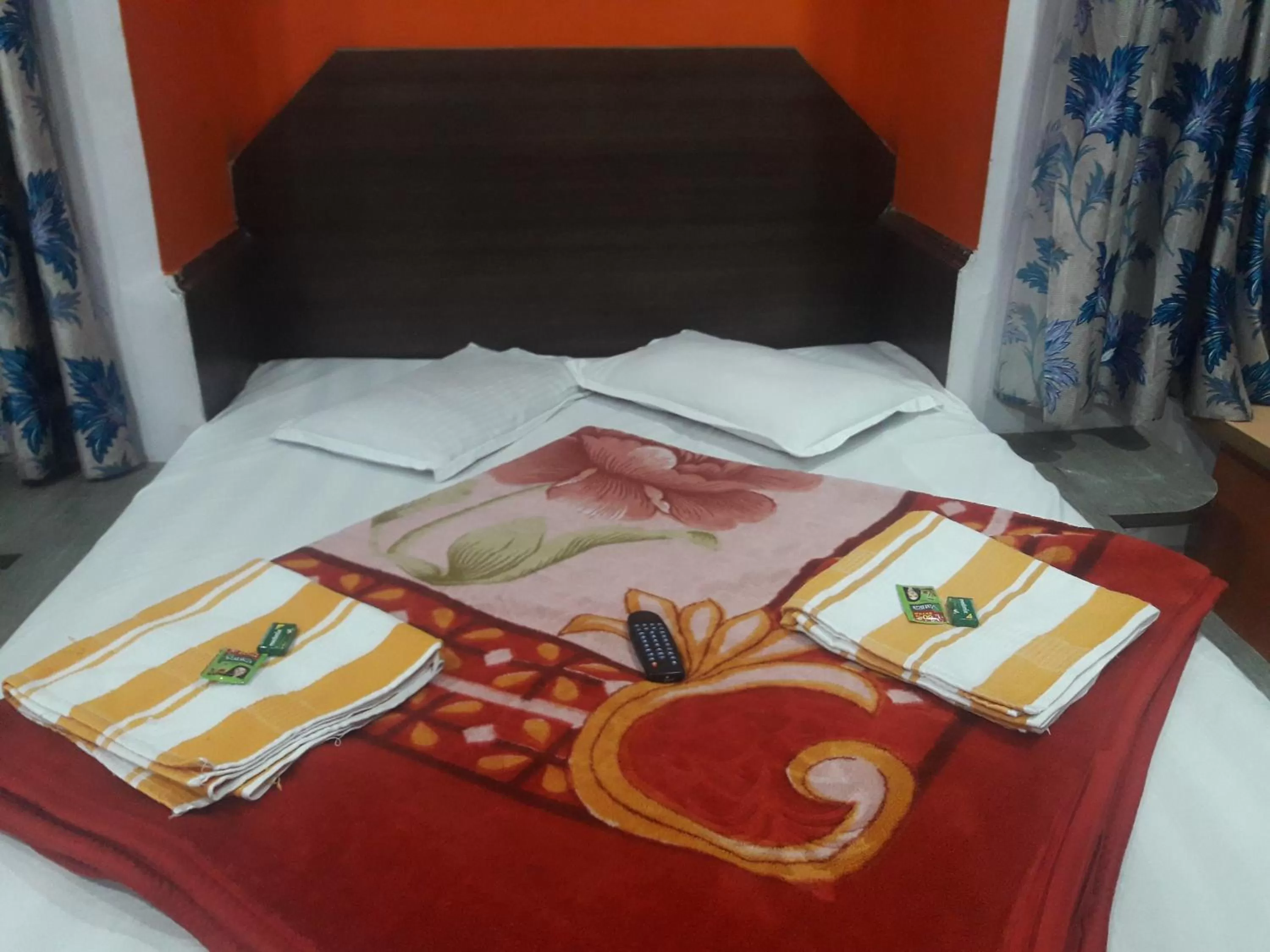 Bed in Hotel RAJVIHAR