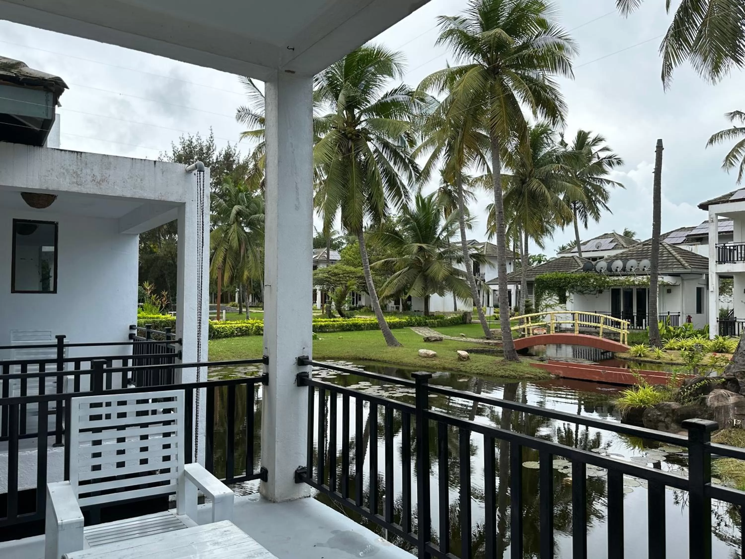 Property building in Amaluna Resorts