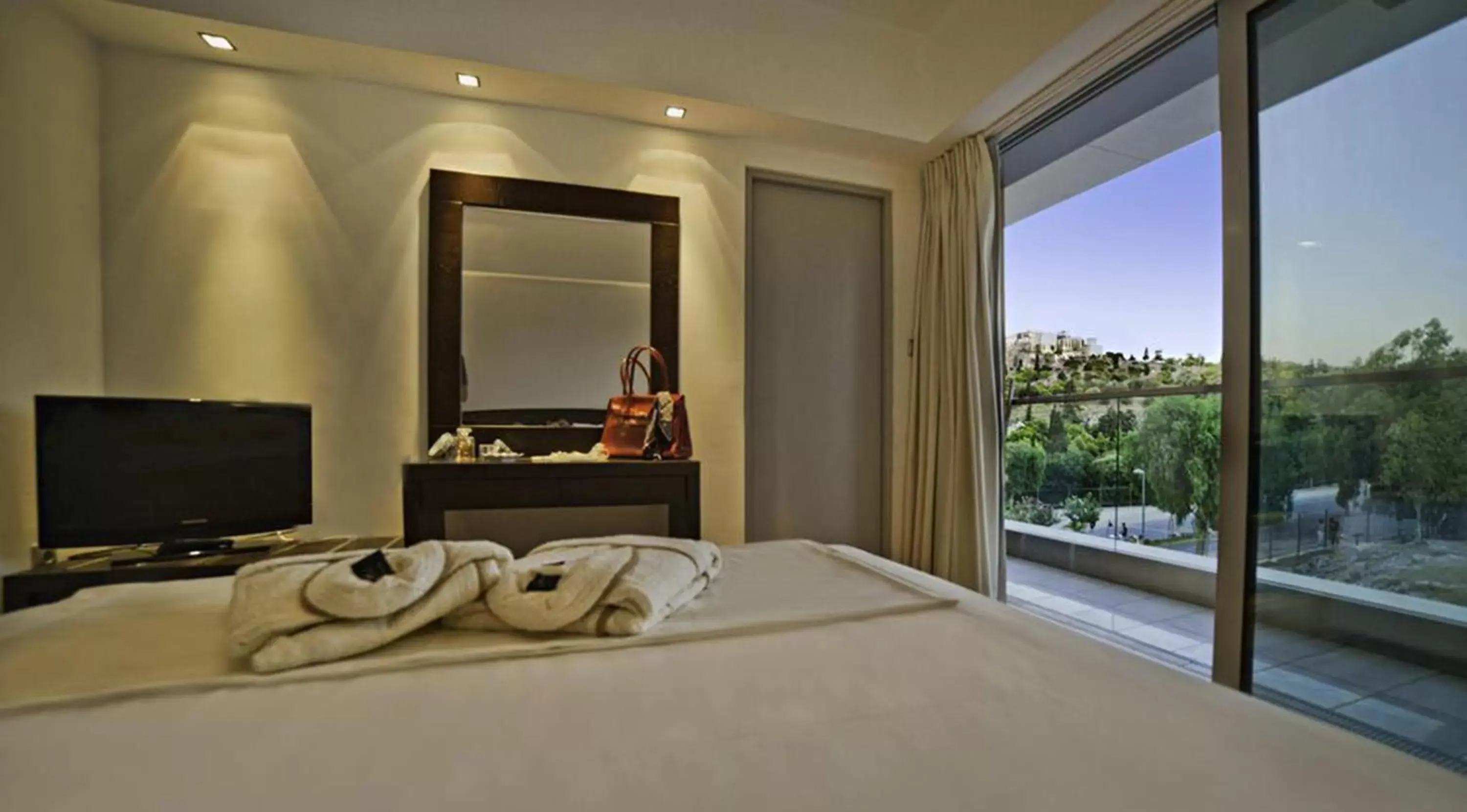 Family Room with Balcony and Acropolis View in Hotel Thissio Family Room with Balcony and Acropolis View in Hotel Thissio