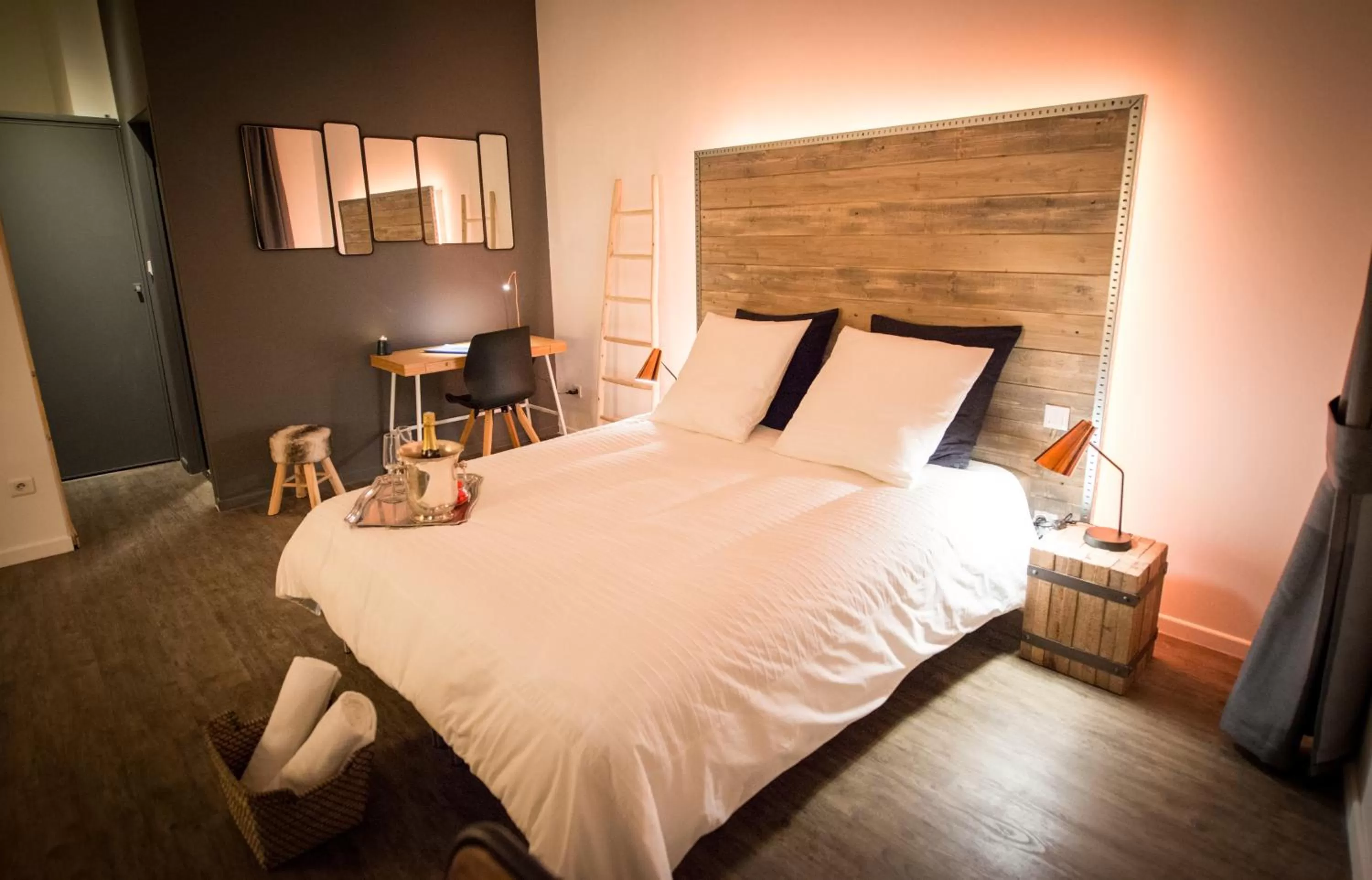 Photo of the whole room, Bed in La Maison Gustave