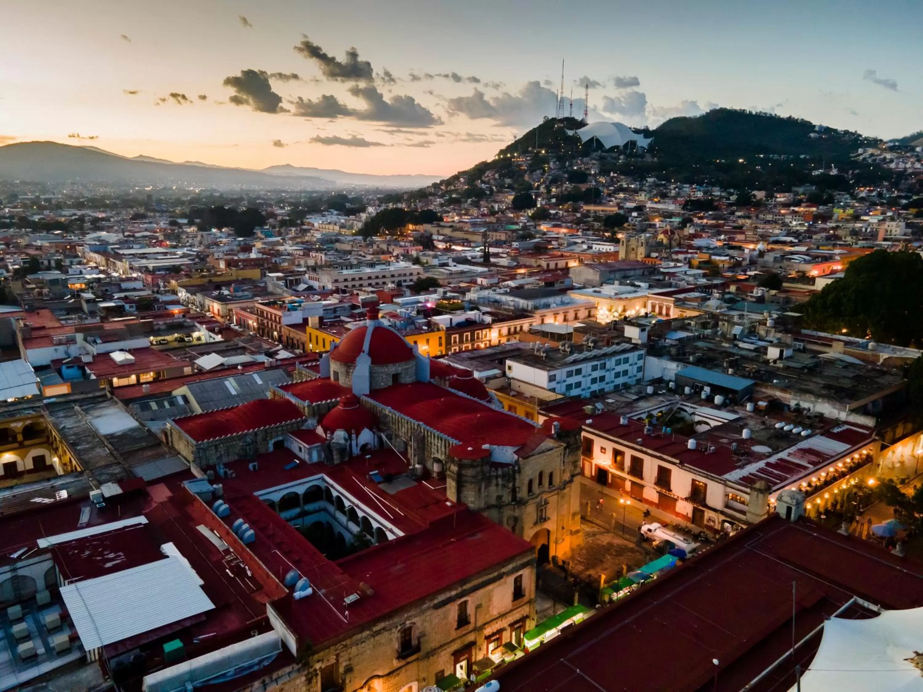 Street view in Suites de La Parra