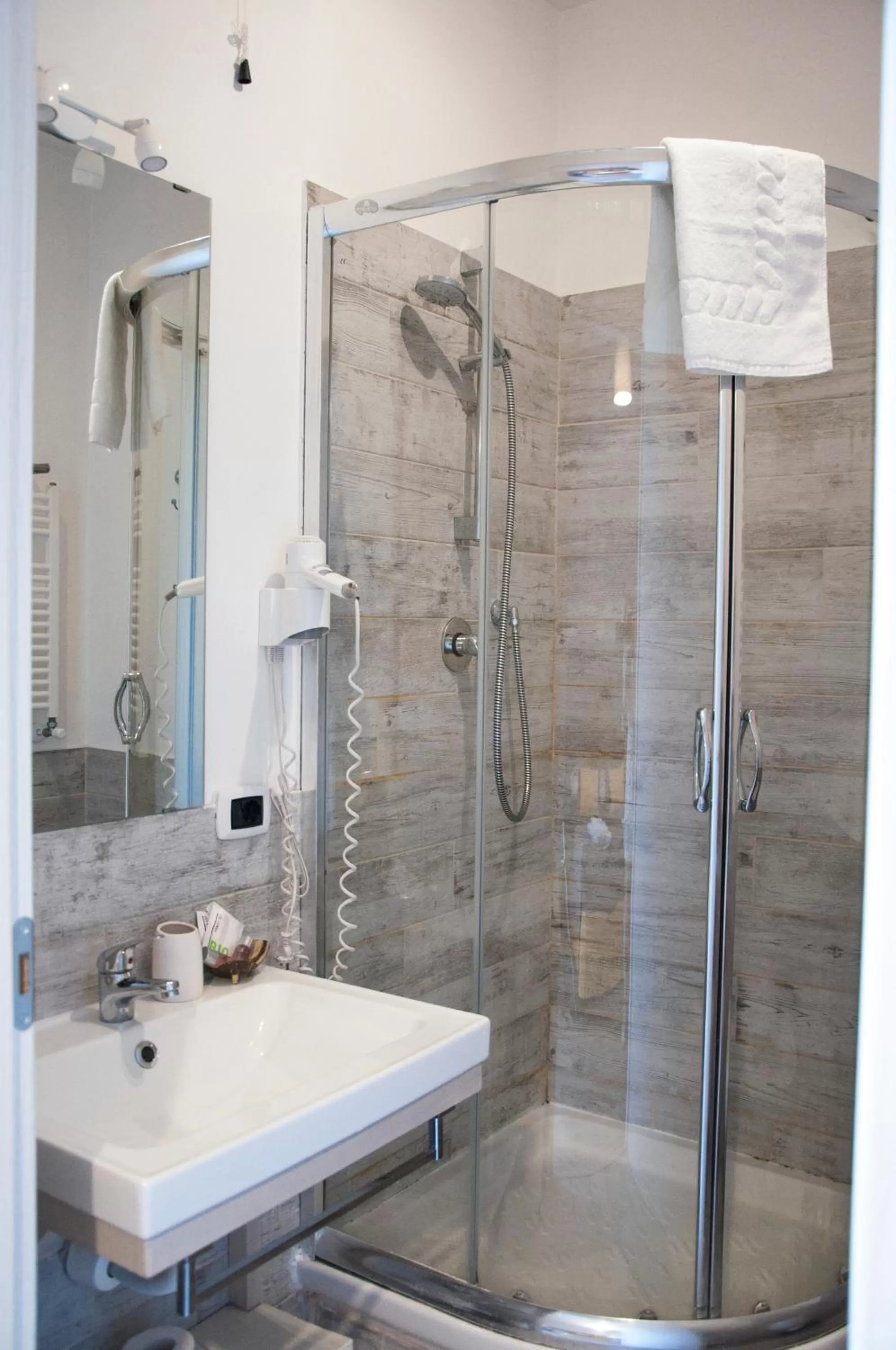 Bathroom in B&B Exa Rooms - Just Rome