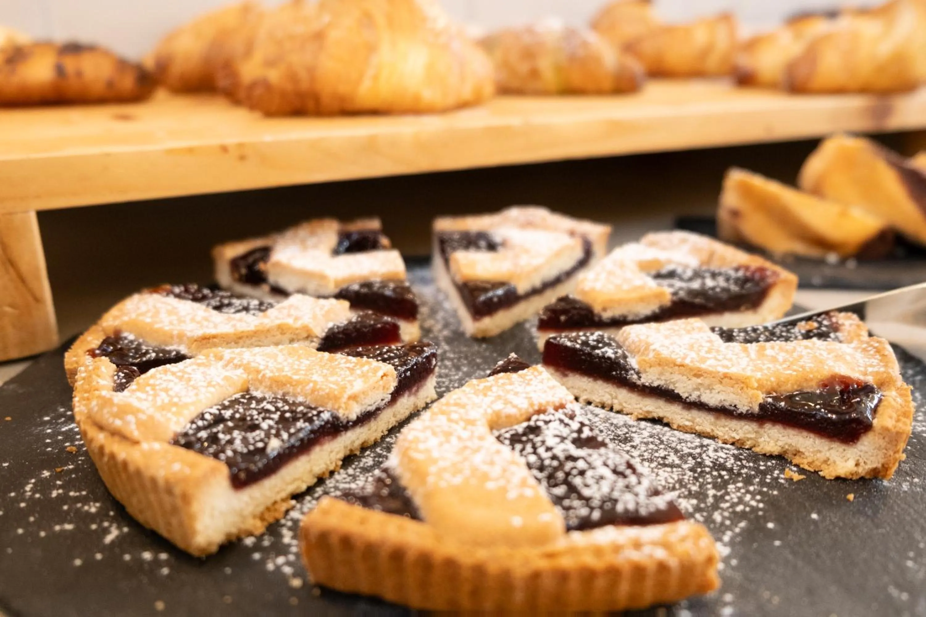 Breakfast in Hotel Motel 2000