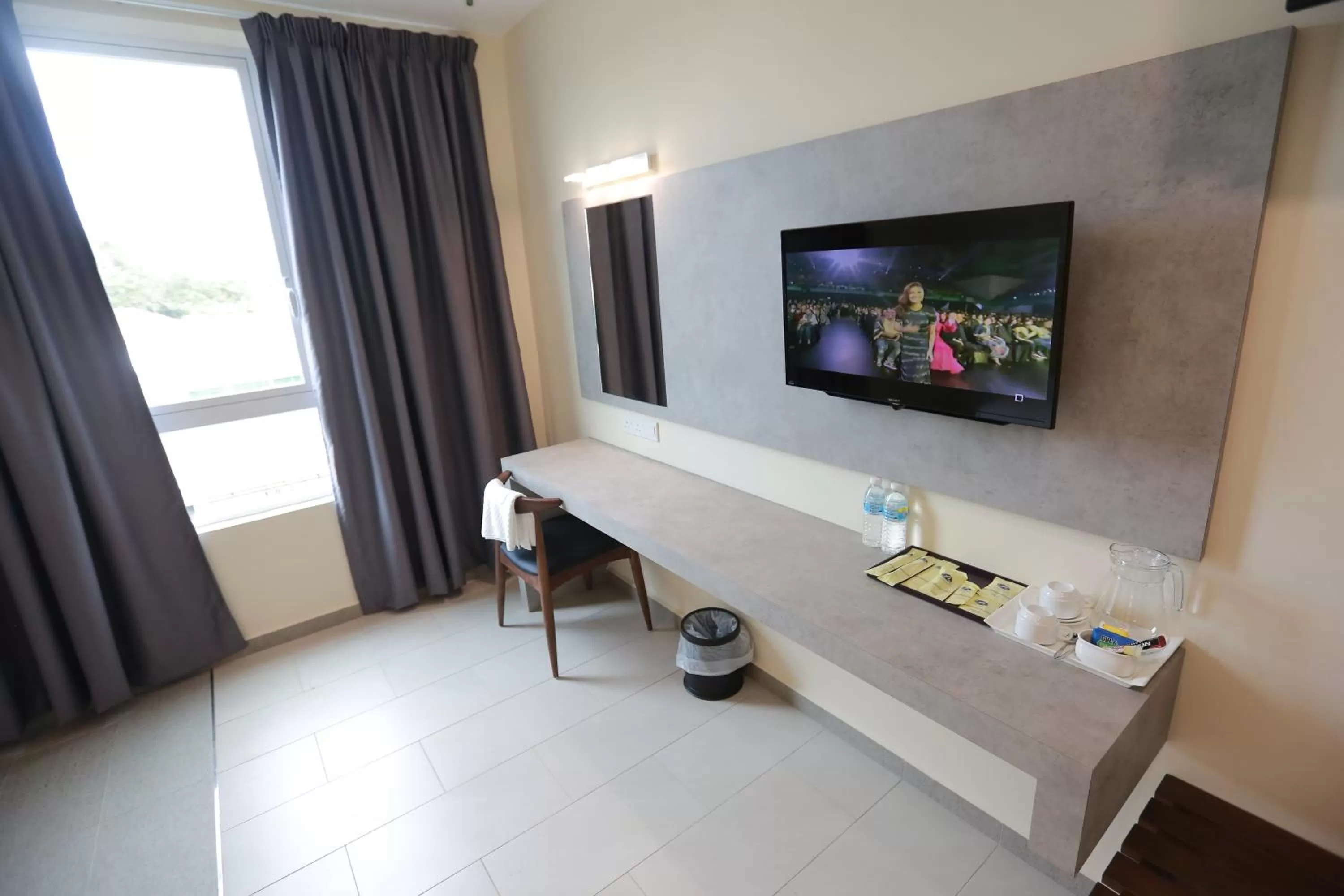 TV and multimedia in Pantai Regal Hotel