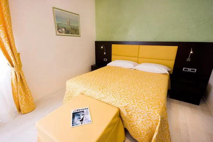 Superior Double Room in Hotel La Pergola di Venezia