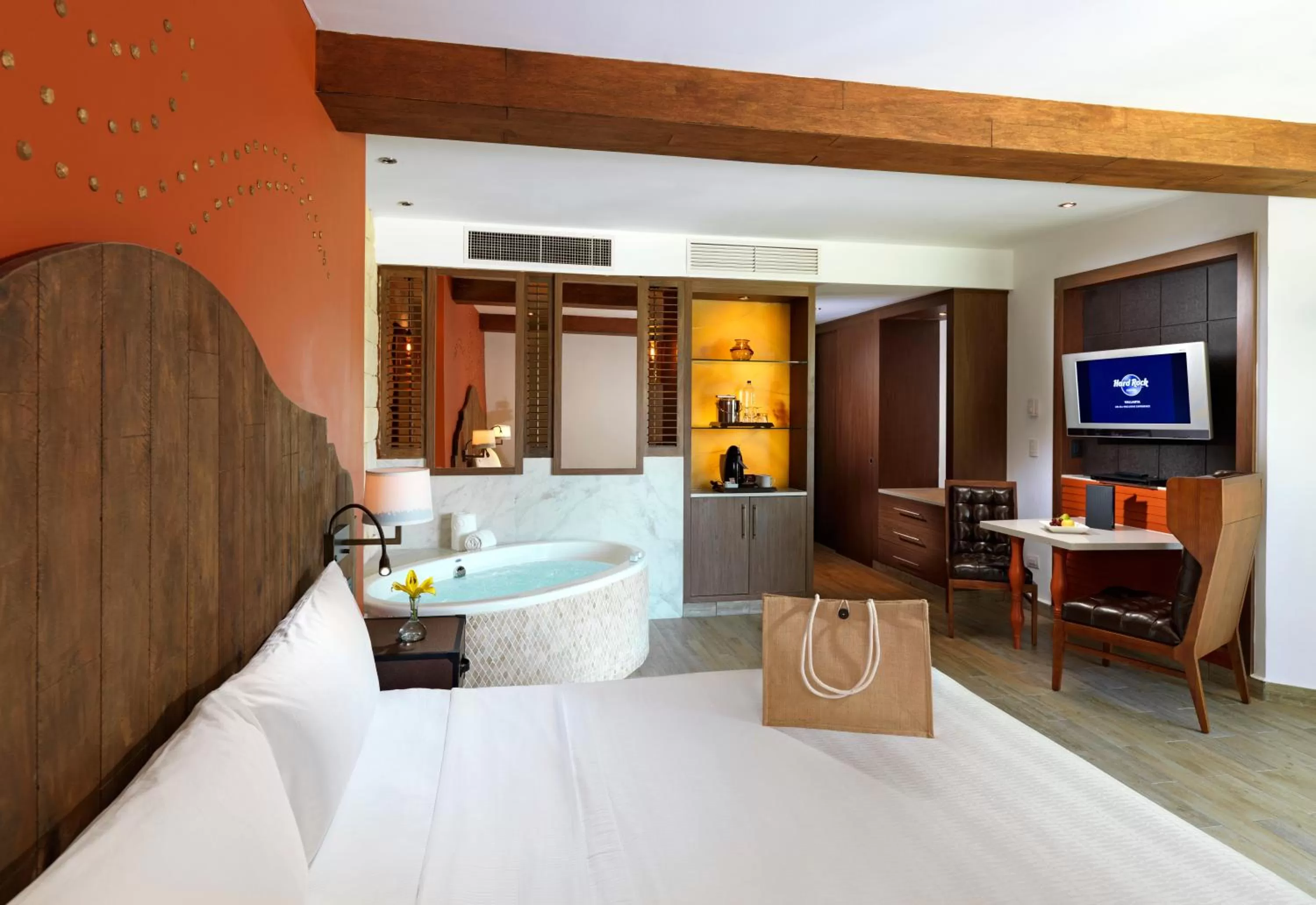 Bedroom, Bed in Hard Rock Hotel Riviera Maya - All Inclusive
