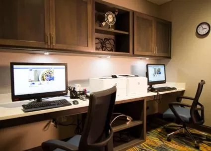 Business facilities in Hampton Inn Decatur, Mt. Zion, IL